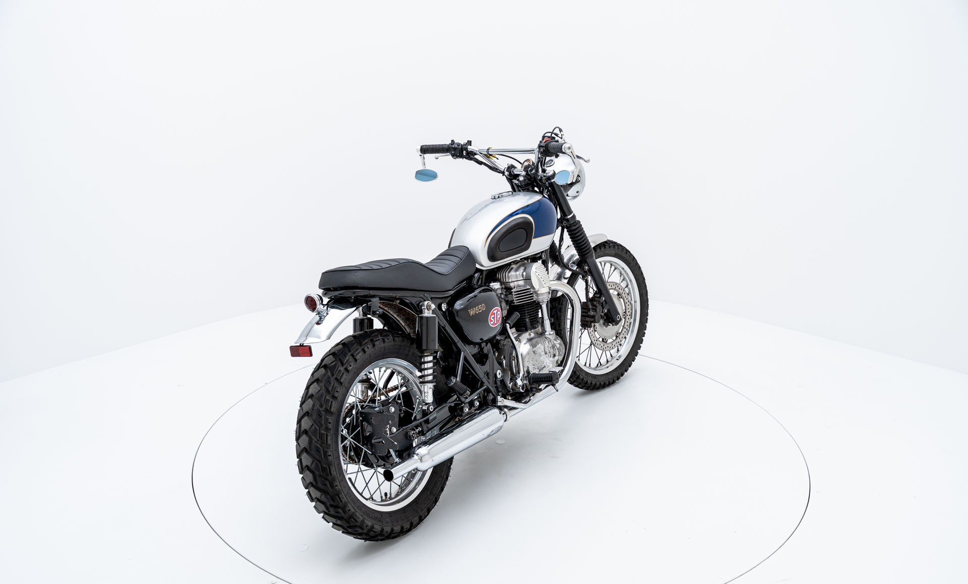 KAWASAKI W 650 (25kW)-showroom-element-3