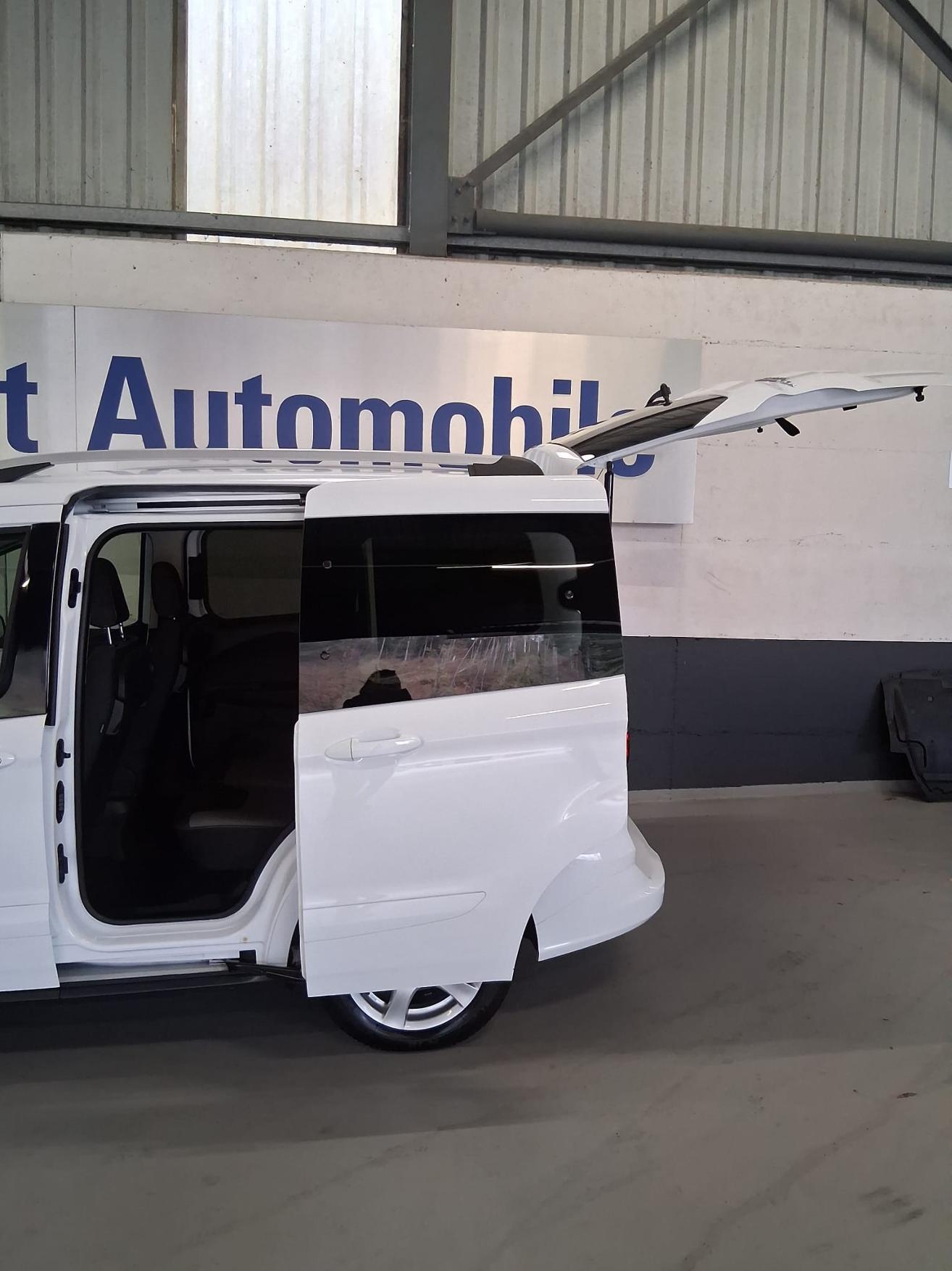 FORD TOURNEO COURIERier 1.0 EcoB 100 Titanium-image-6