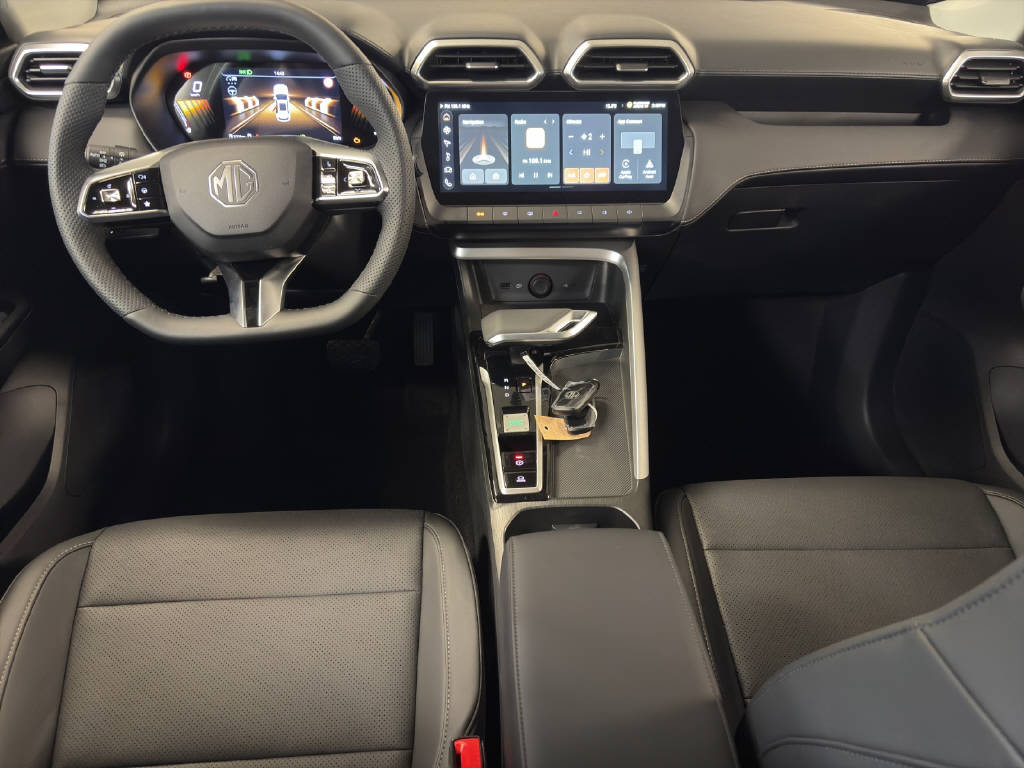 MG ZS 1.5 Hybrid+ Luxury-image-6
