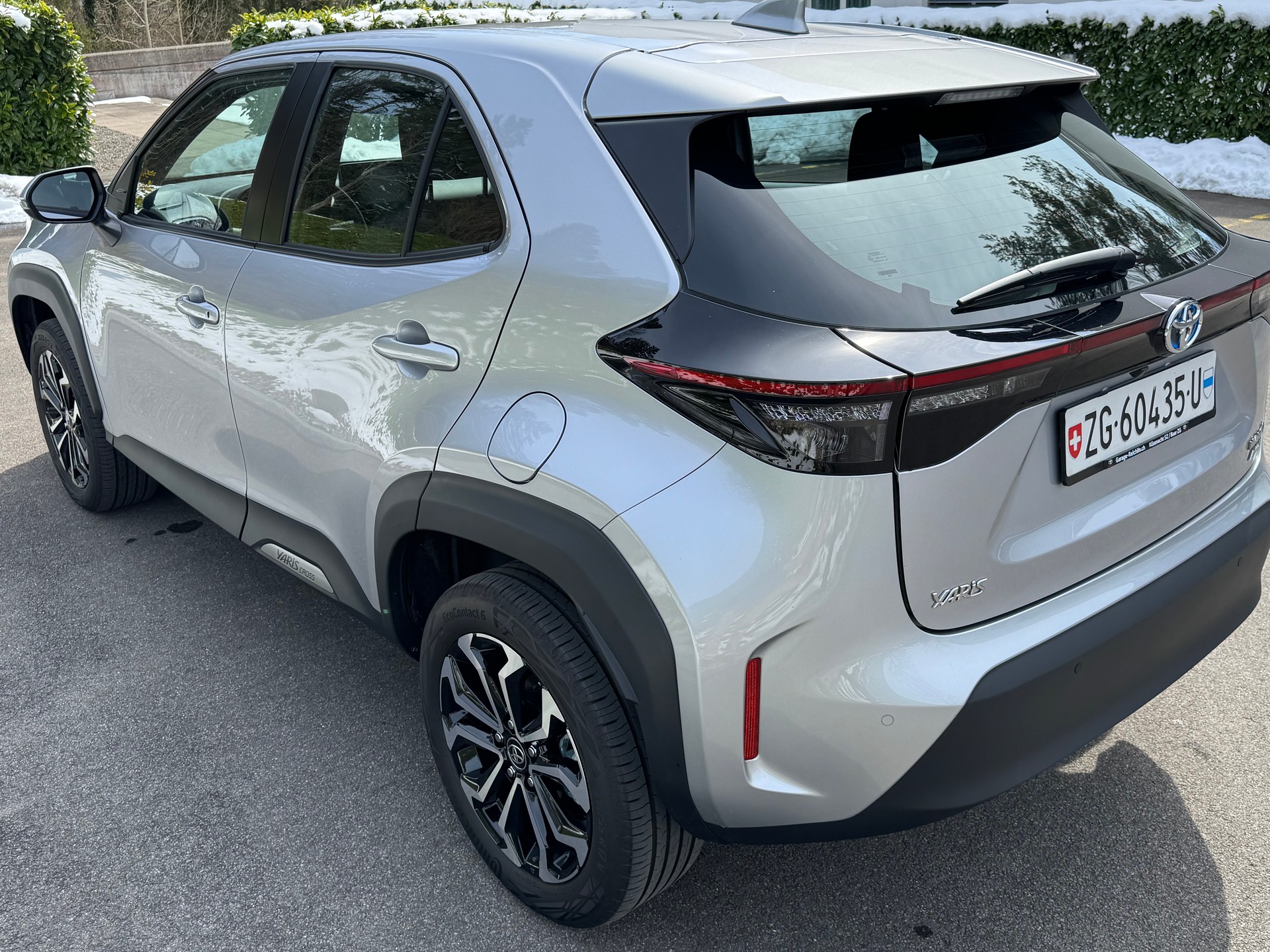 TOYOTA Yaris Cross 1.5 Trend e-CVT AWDi-image-4