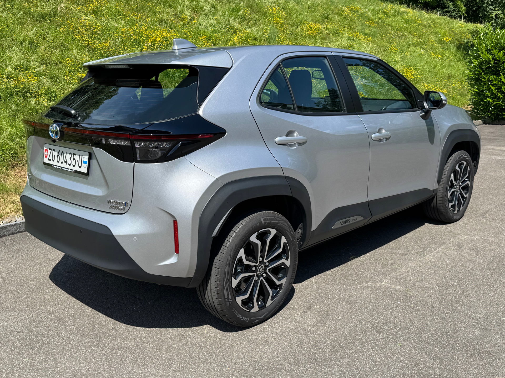 TOYOTA Yaris Cross 1.5 Trend e-CVT AWDi-image-3