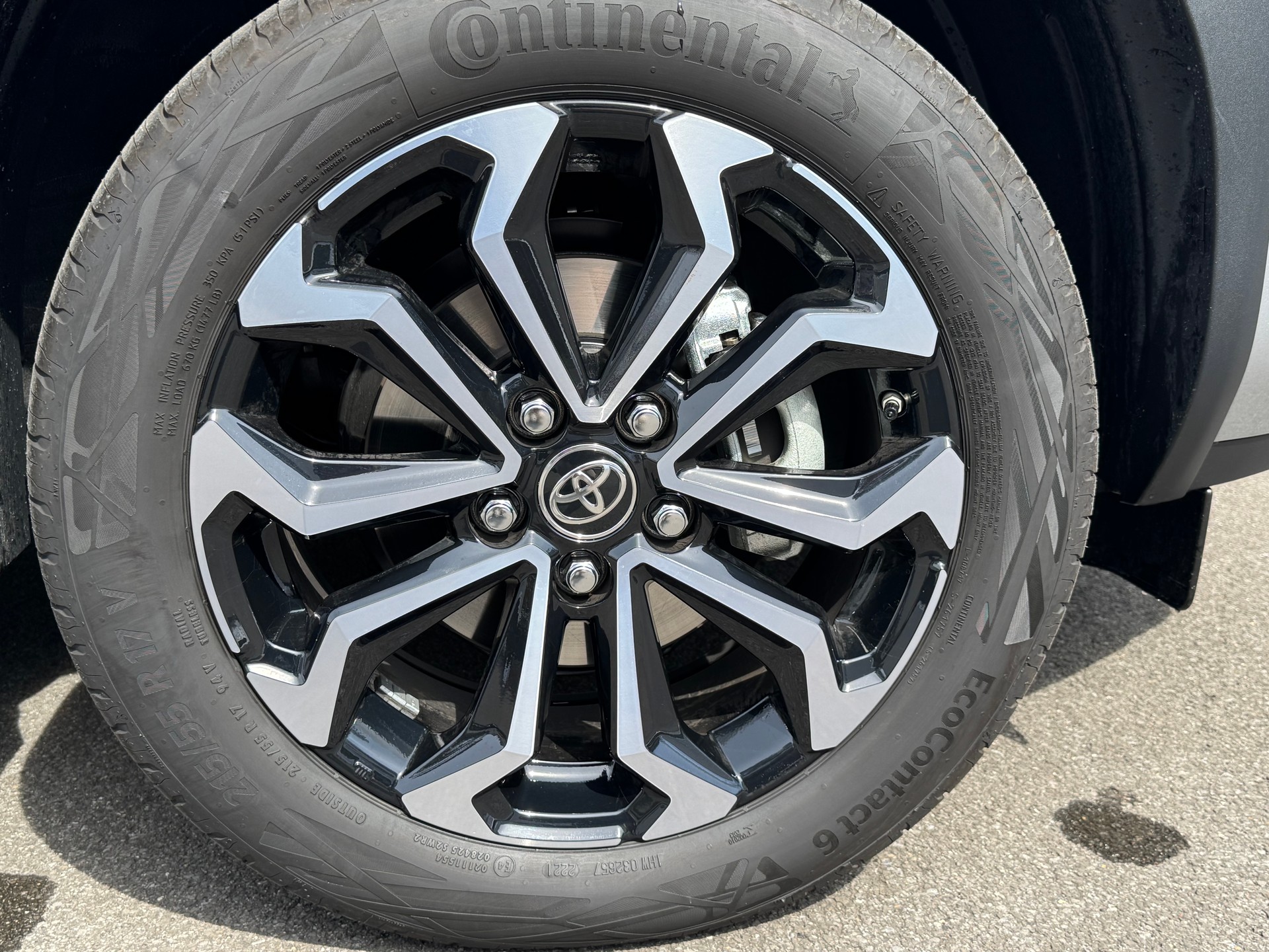 TOYOTA Yaris Cross 1.5 Trend e-CVT AWDi-image-7