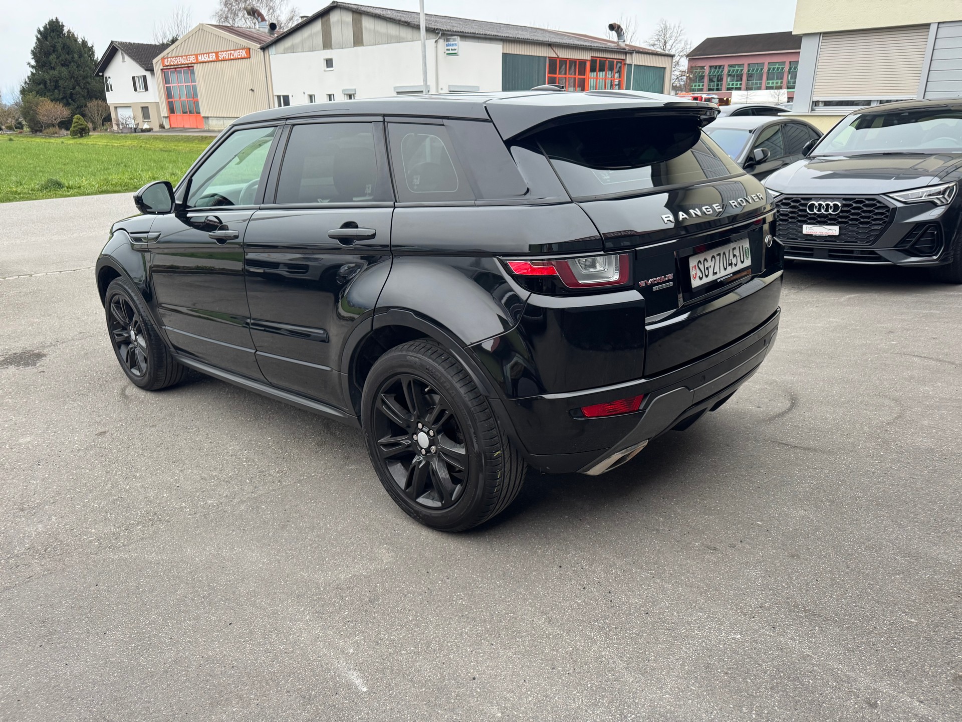 LAND ROVER Range Rover Evoque 2.0 Si4 HSE Dynamic AT9-image-7