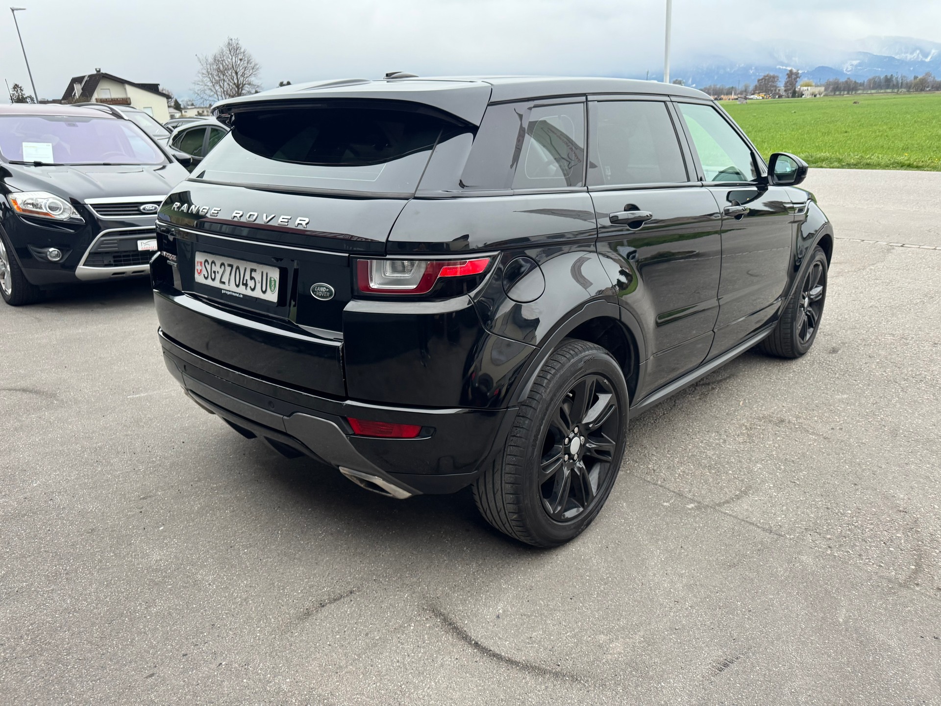 LAND ROVER Range Rover Evoque 2.0 Si4 HSE Dynamic AT9-image-9