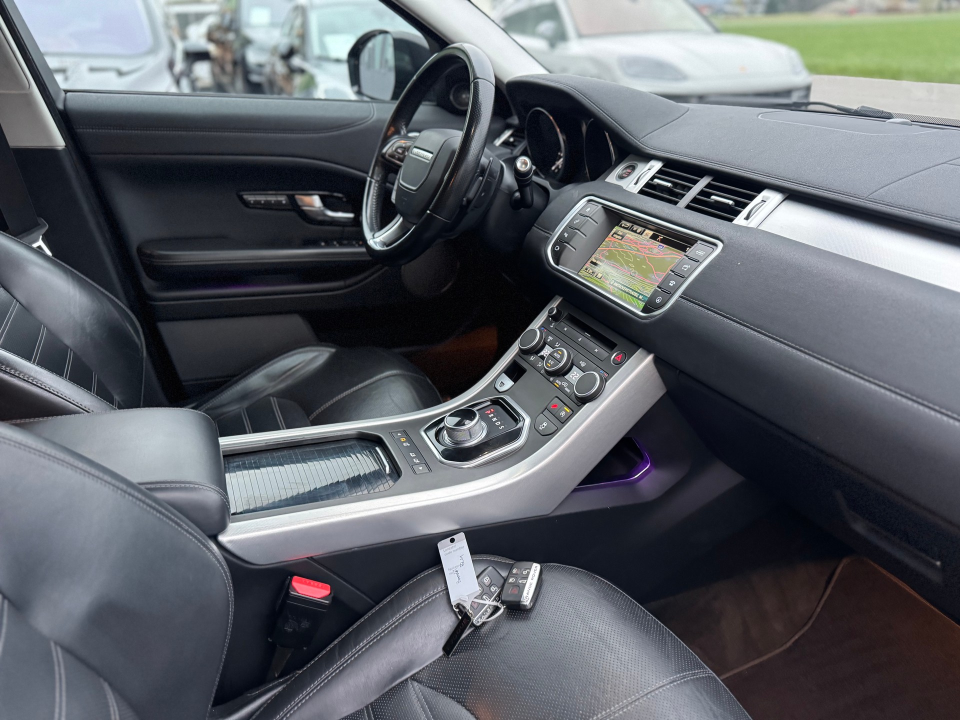 LAND ROVER Range Rover Evoque 2.0 Si4 HSE Dynamic AT9-image-13