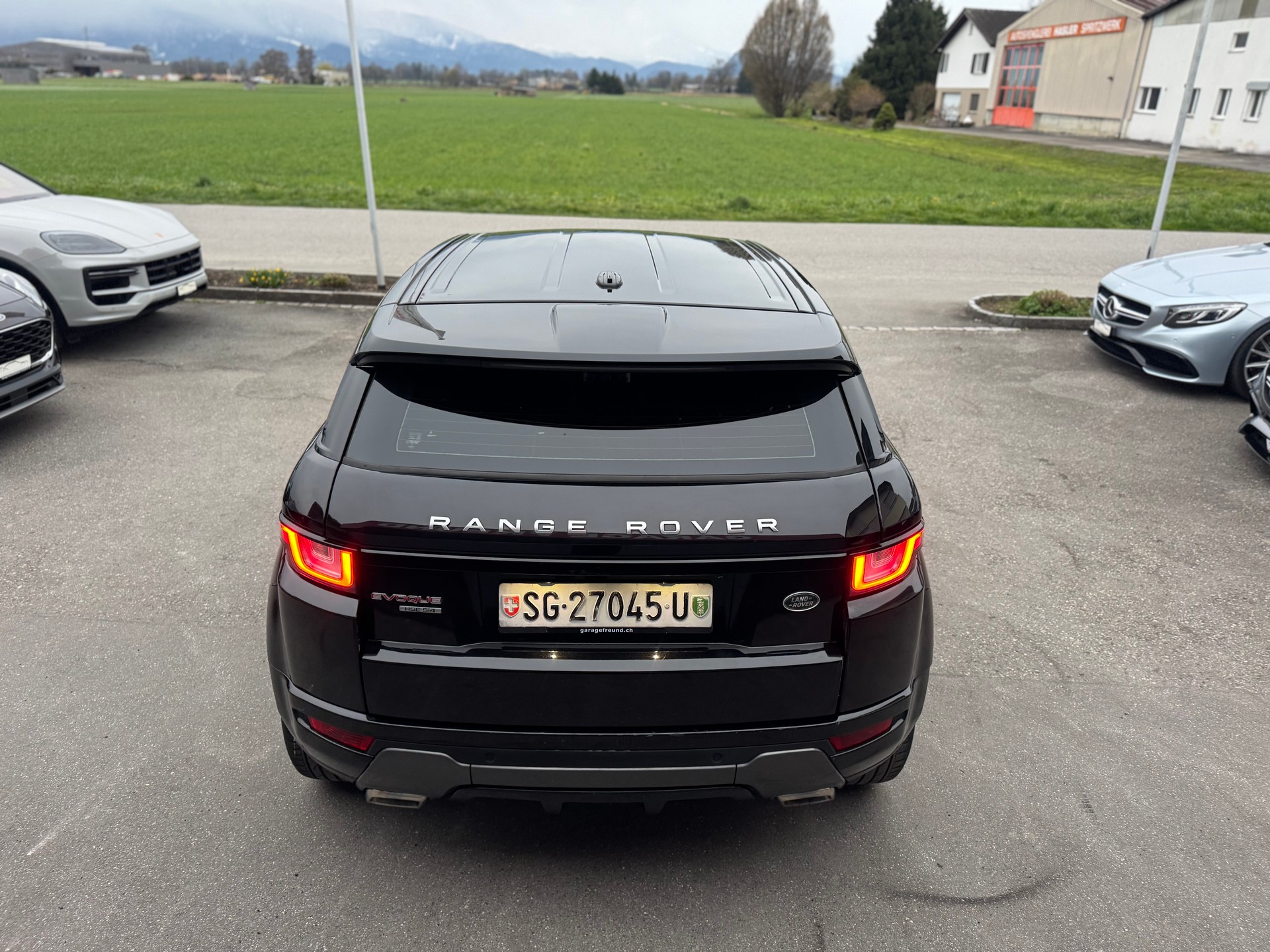 LAND ROVER Range Rover Evoque 2.0 Si4 HSE Dynamic AT9-image-11