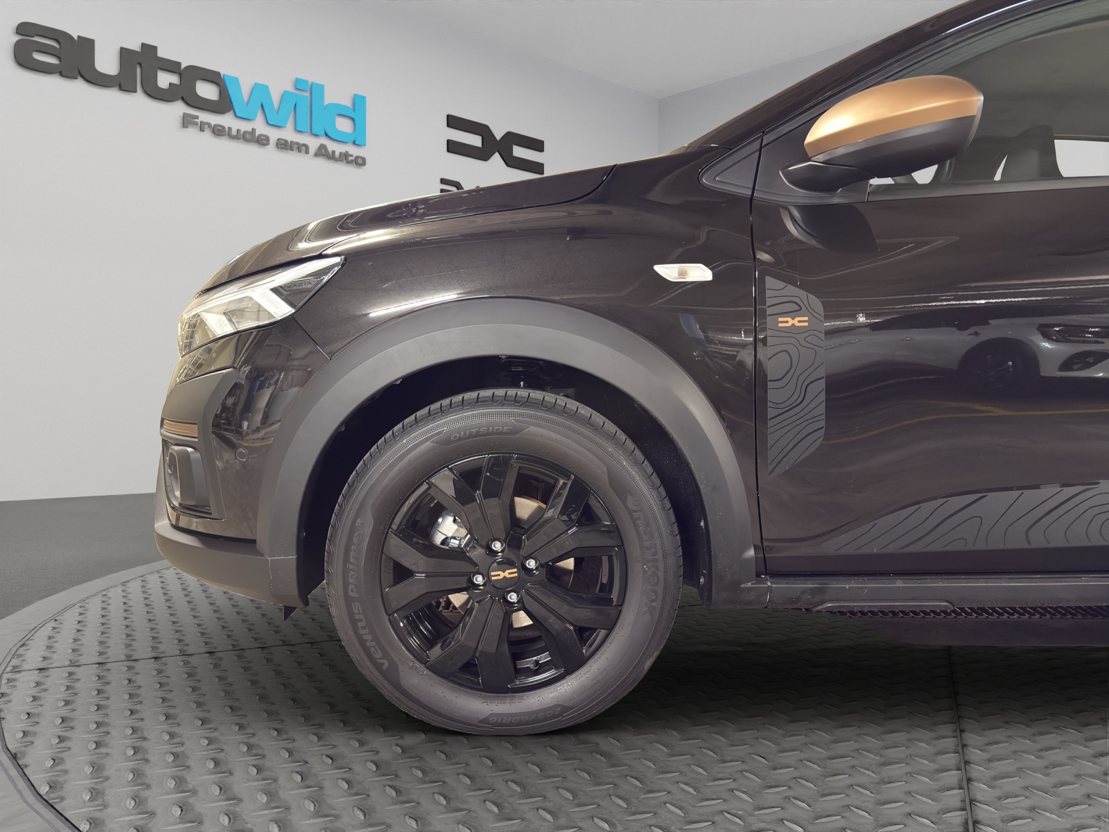 DACIA Sandero Stepway TCe 90 Extreme CVT-image-11