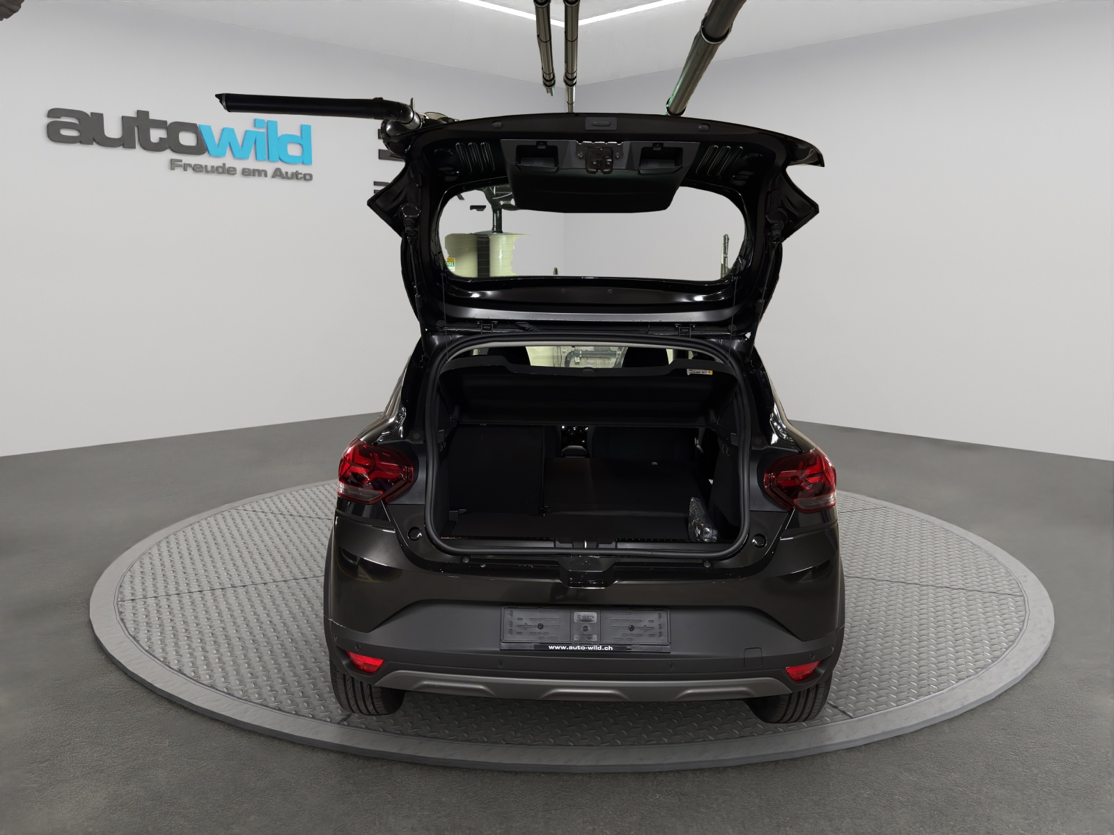DACIA Sandero Stepway TCe 90 Extreme CVT-image-6
