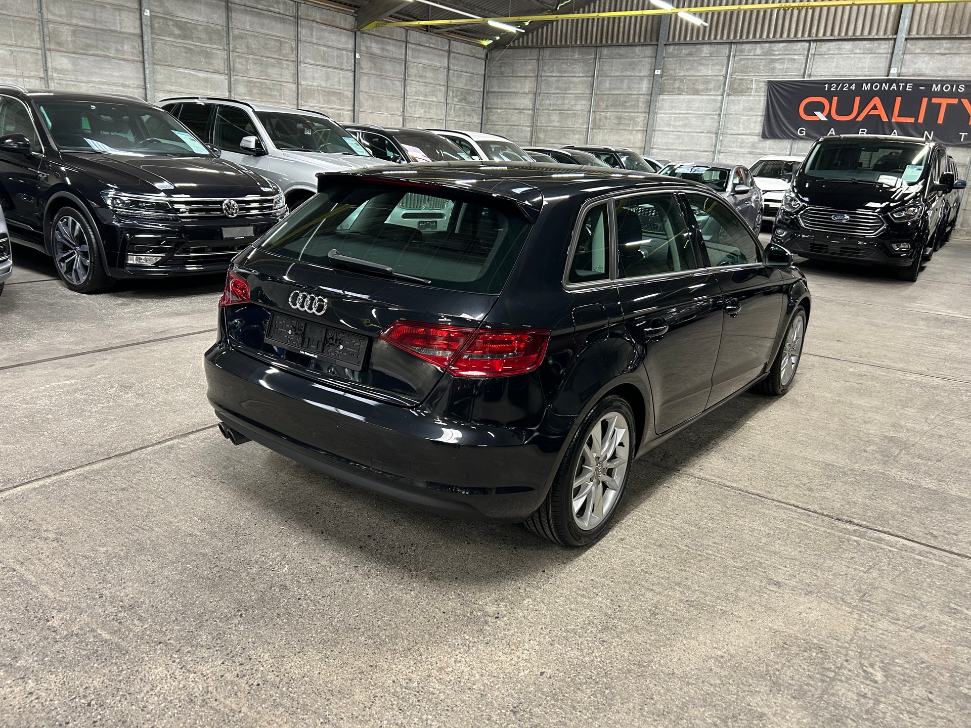 AUDI A3 Sportback 1.4 TFSI Ambition-image-3