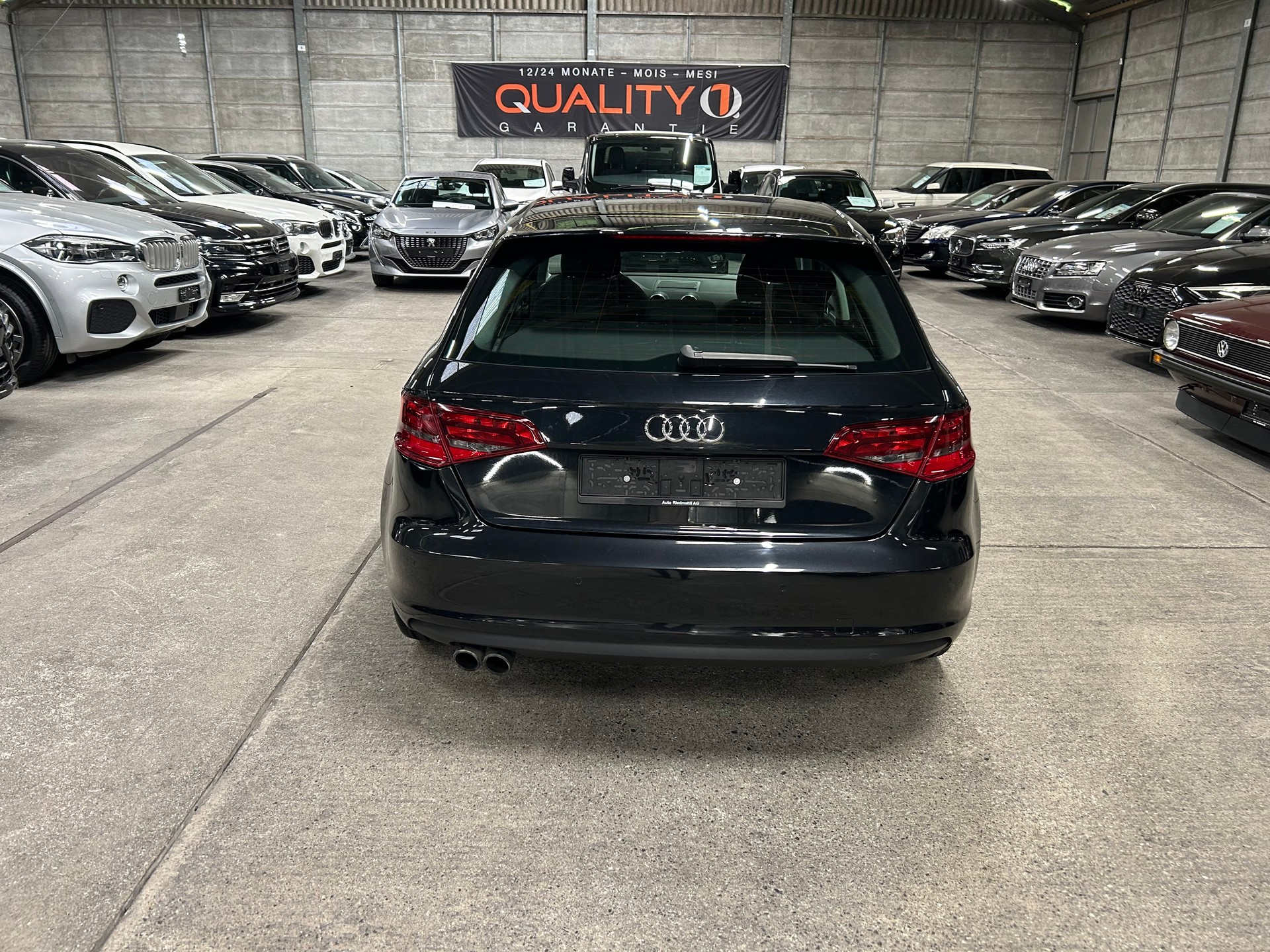 AUDI A3 Sportback 1.4 TFSI Ambition-image-4
