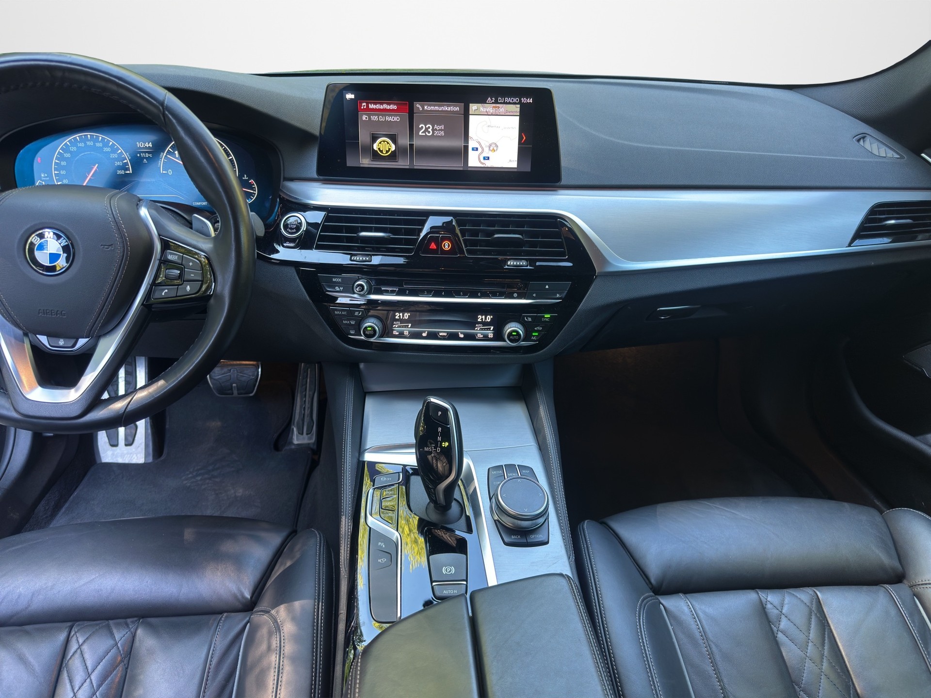 BMW 530d xDrive Touring Sport Line Steptronic-image-9