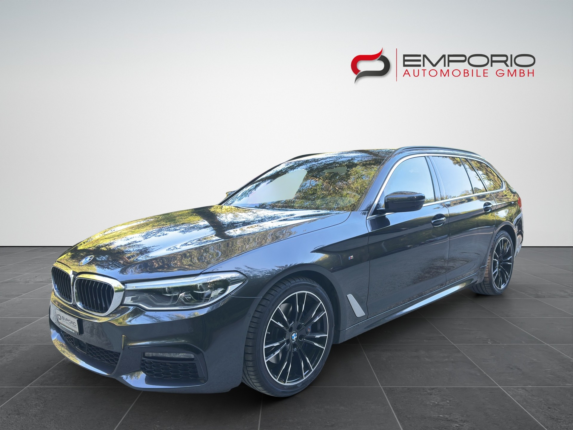 BMW 530d xDrive Touring Sport Line Steptronic