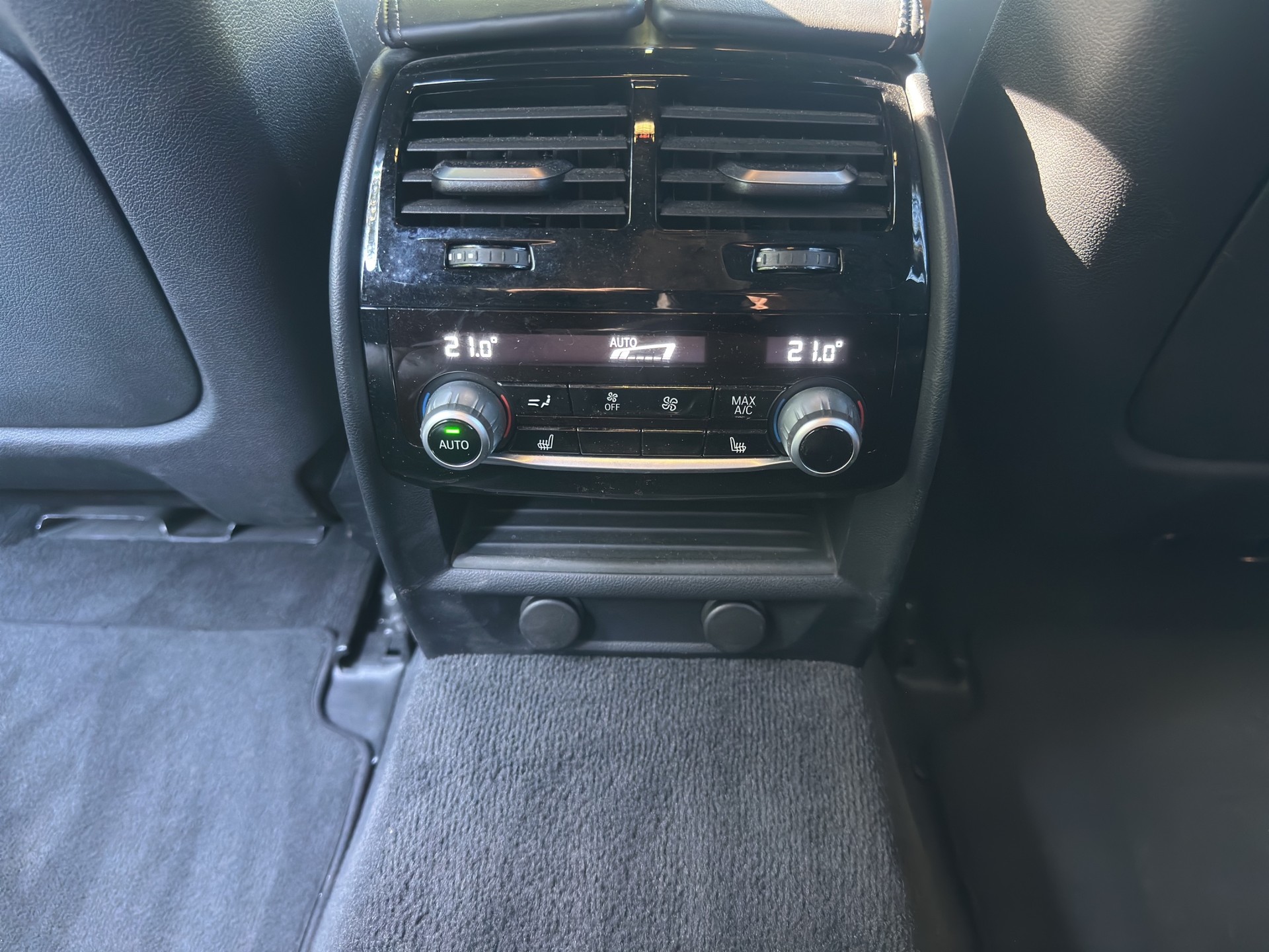 BMW 530d xDrive Touring Sport Line Steptronic-image-12