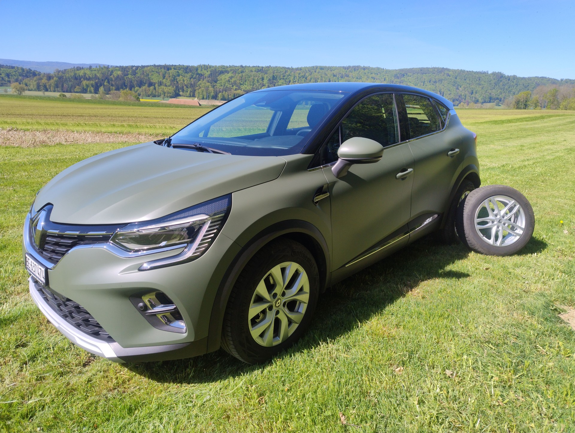 RENAULT Captur 1.5 dCi Intens EDC-image-1