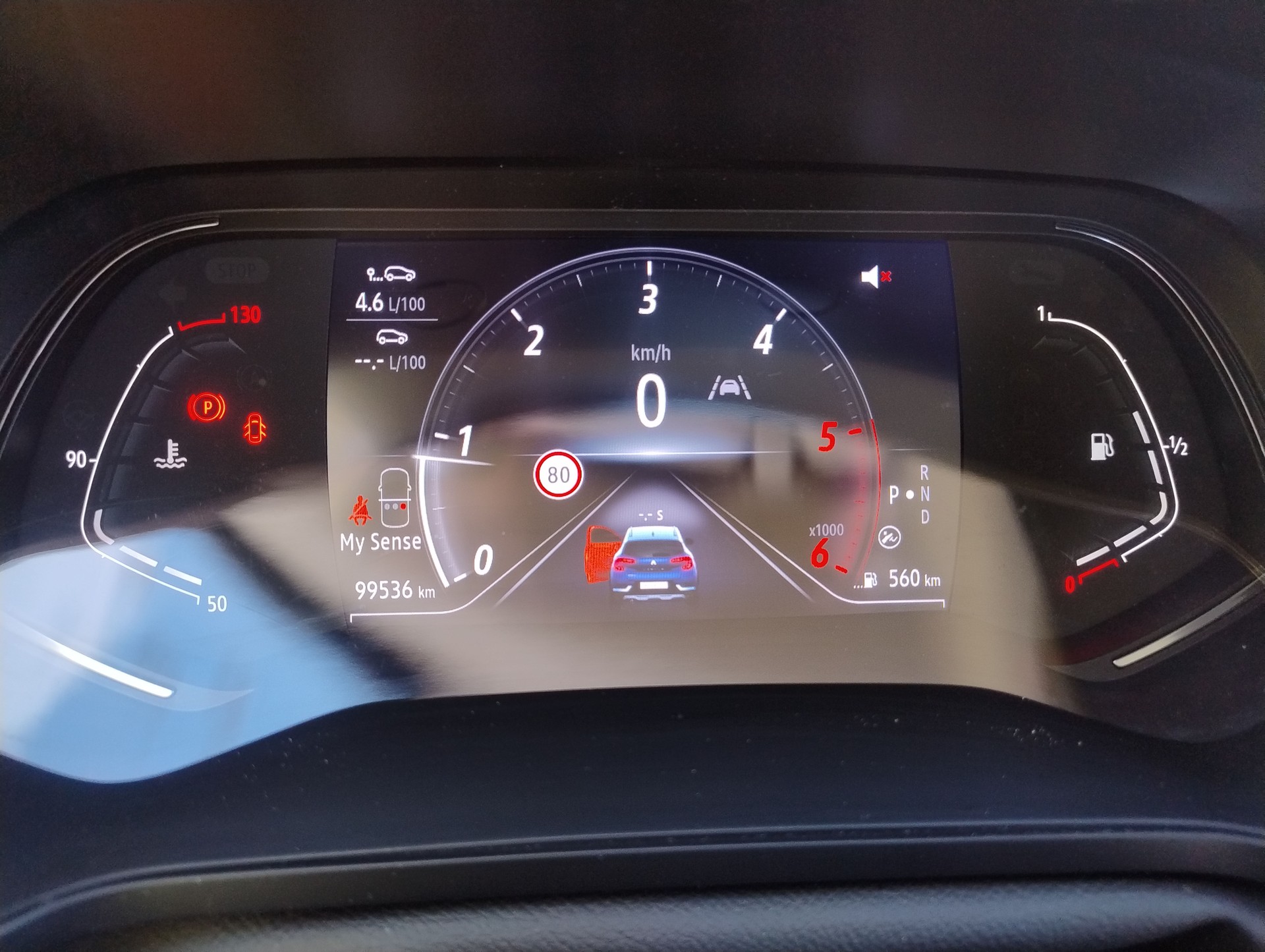 RENAULT Captur 1.5 dCi Intens EDC-image-9