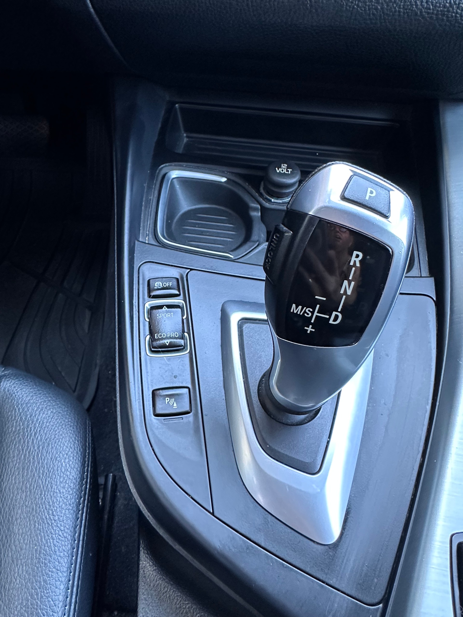 BMW 118i Steptronic Urban Line-image-9