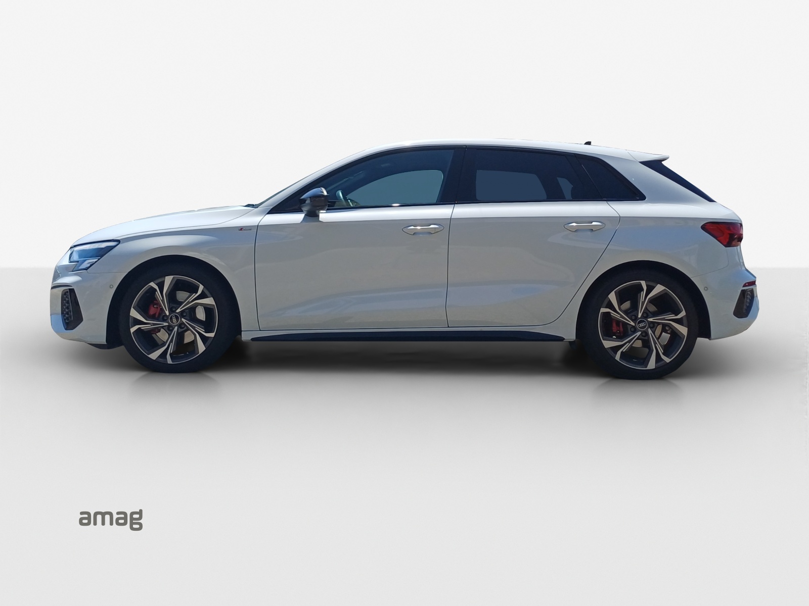 AUDI A3 Sportback 35 TFSI S line Attraction S-tronic-showroom-element-1