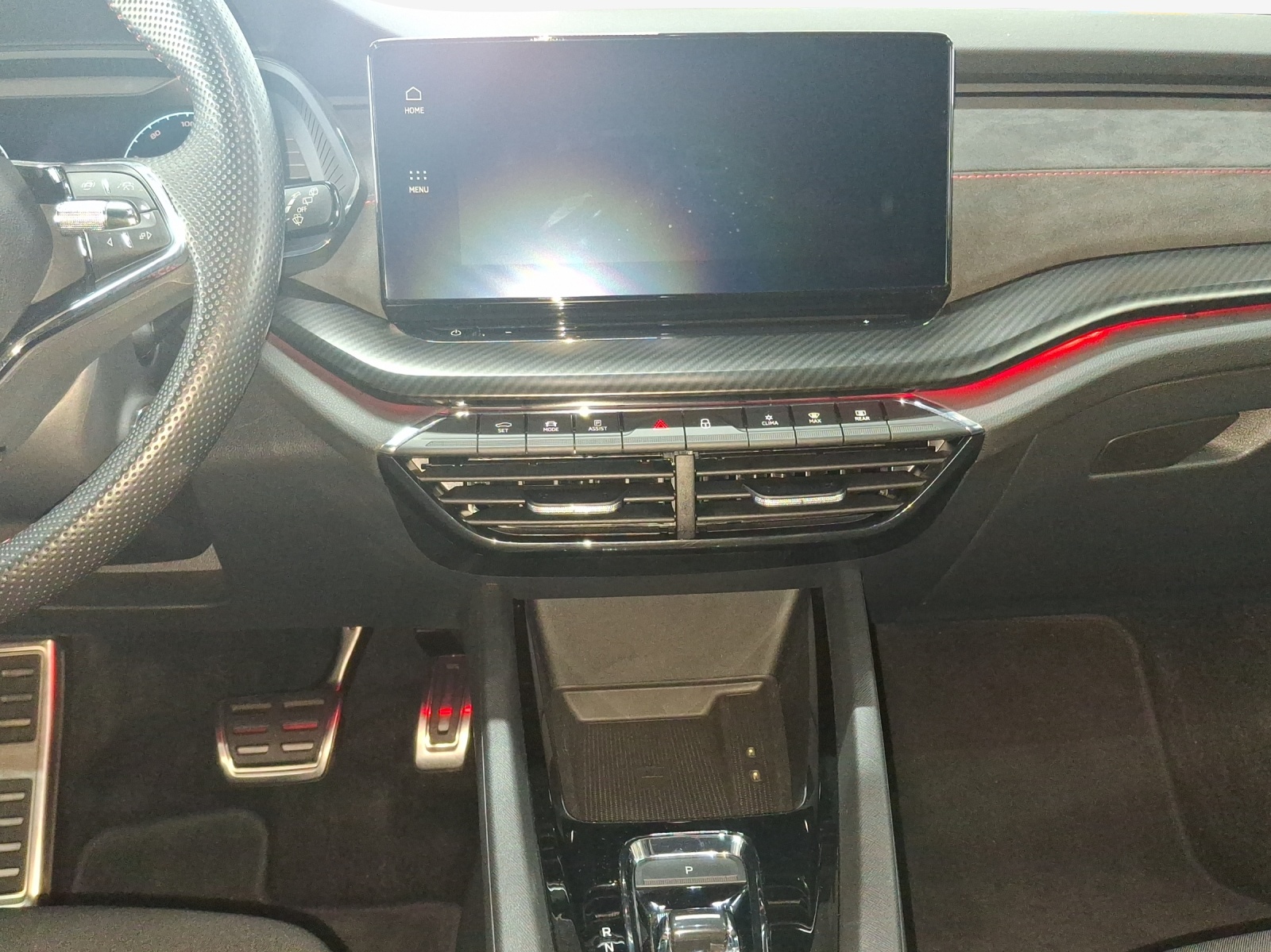 SKODA Octavia Combi 2.0 TSI DSG RS-image-10