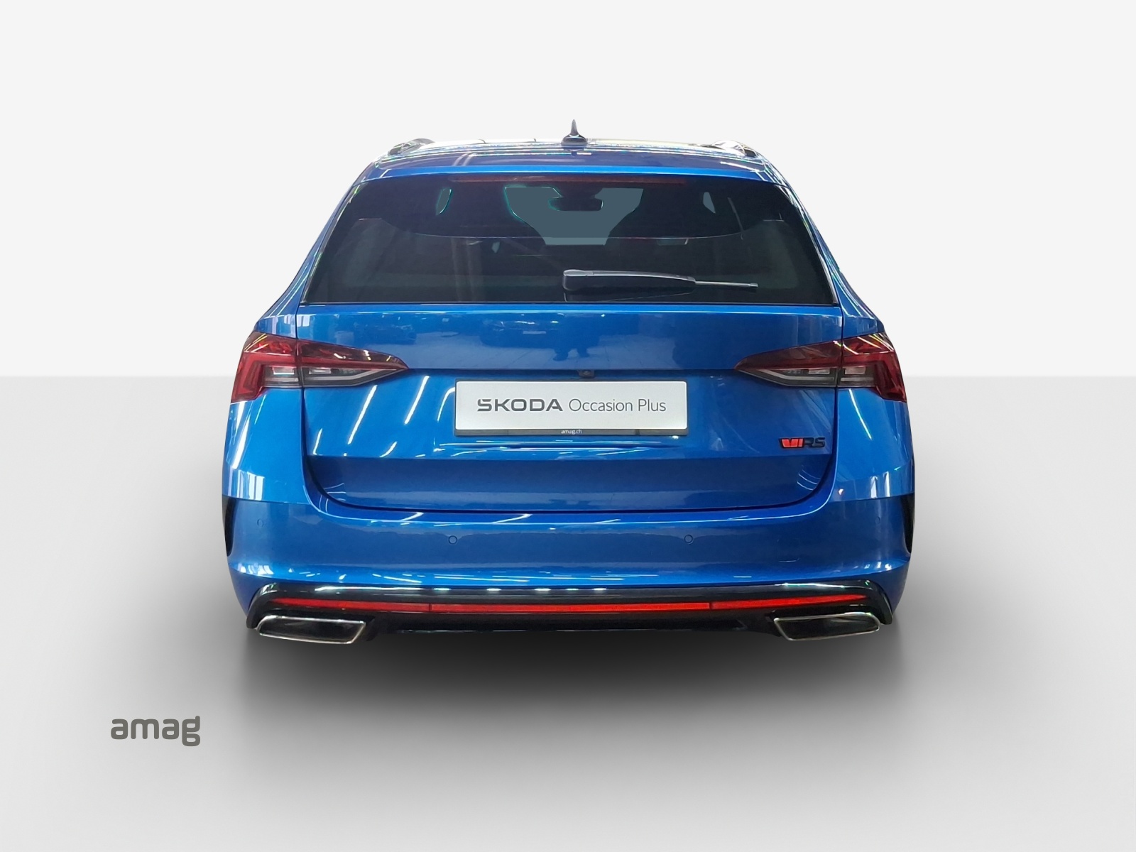 SKODA Octavia Combi 2.0 TSI DSG RS-image-3