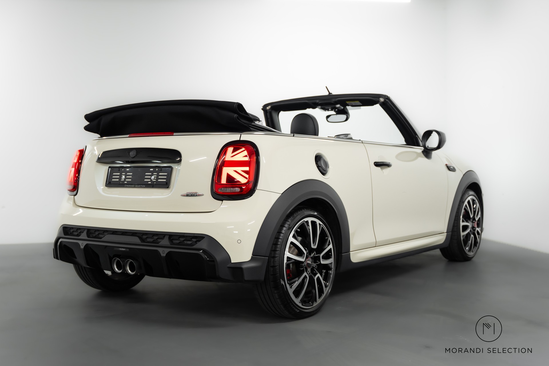 MINI Cabrio F57 2.0i John Cooper Works SAG-showroom-element-3