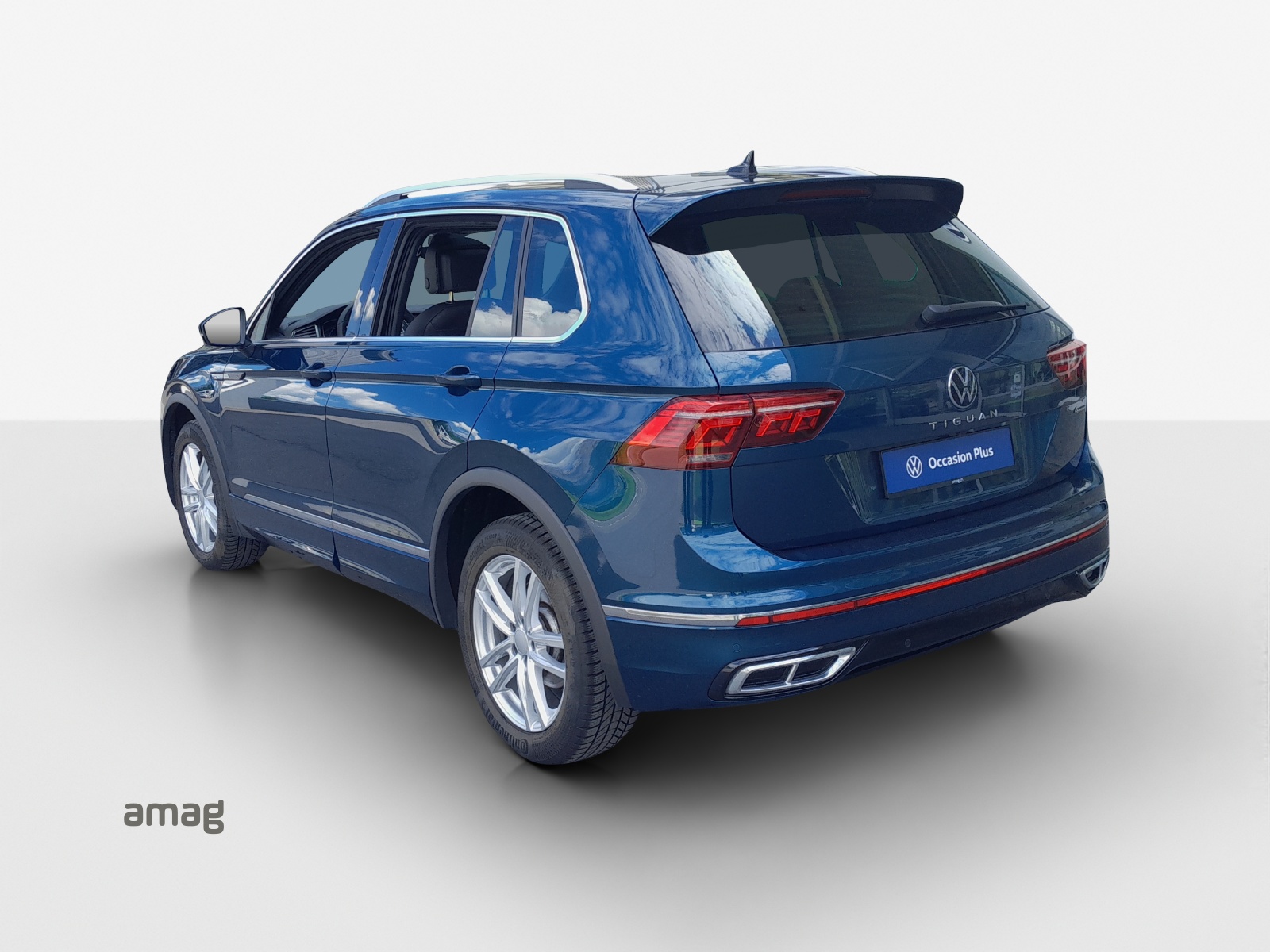 VW Tiguan 2.0 TDI SCR R-Line 4Motion DSG-image-2
