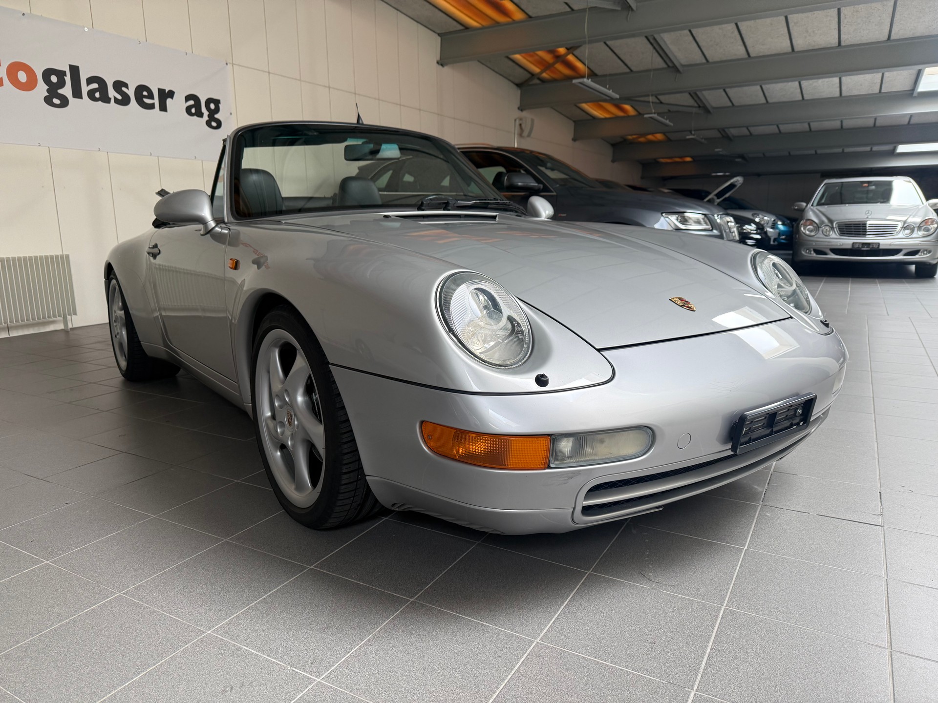 PORSCHE 911 Carrera Cabrio-image-4