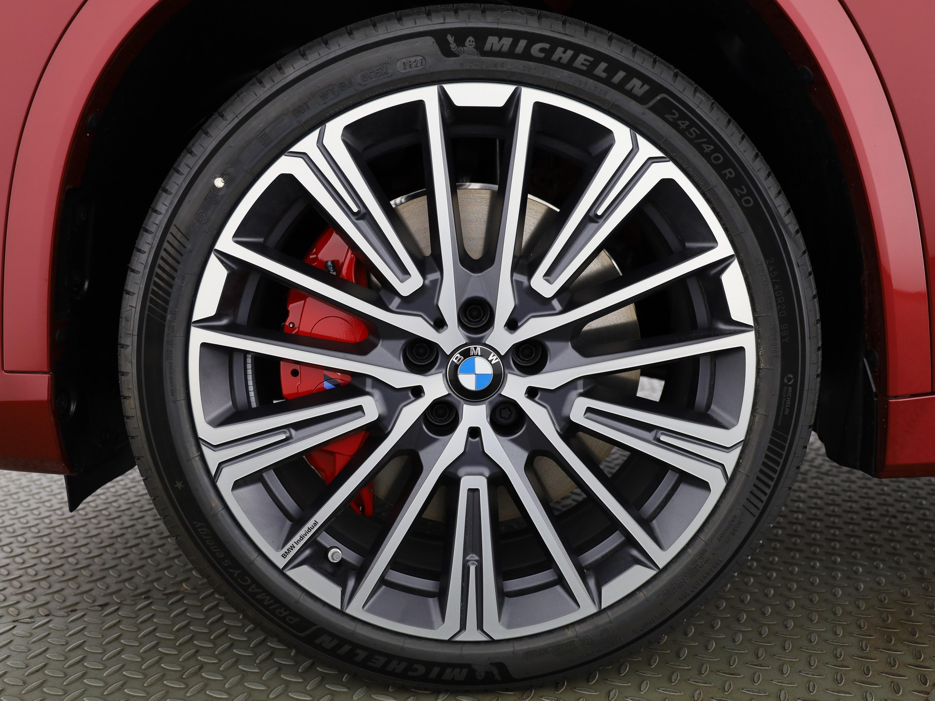 BMW iX1 30 xDrive-image-20
