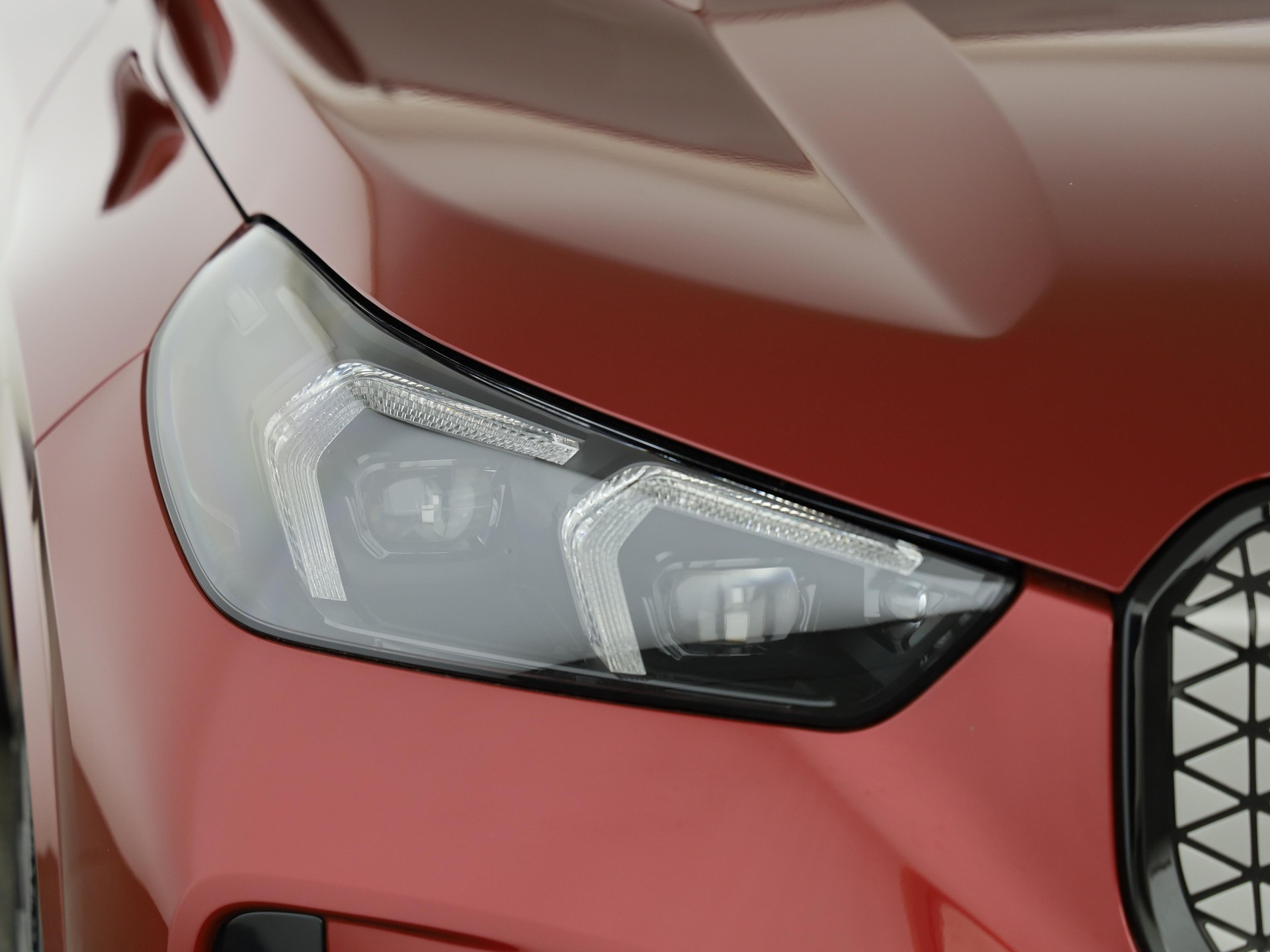 BMW iX1 30 xDrive-image-5