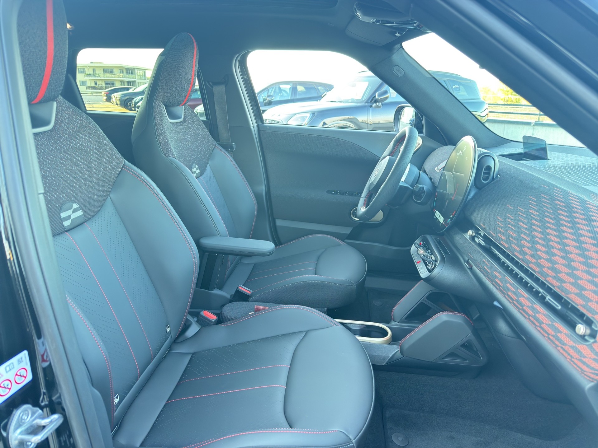 MINI Aceman e John Cooper Works-image-16