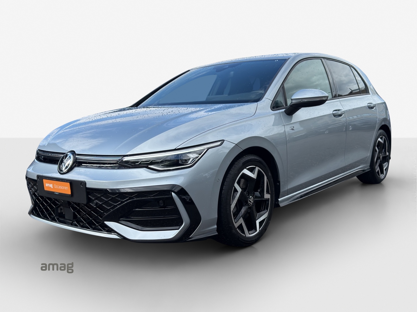 VW Golf 1.5 e TSI mHEV R-Line DSG-image-0