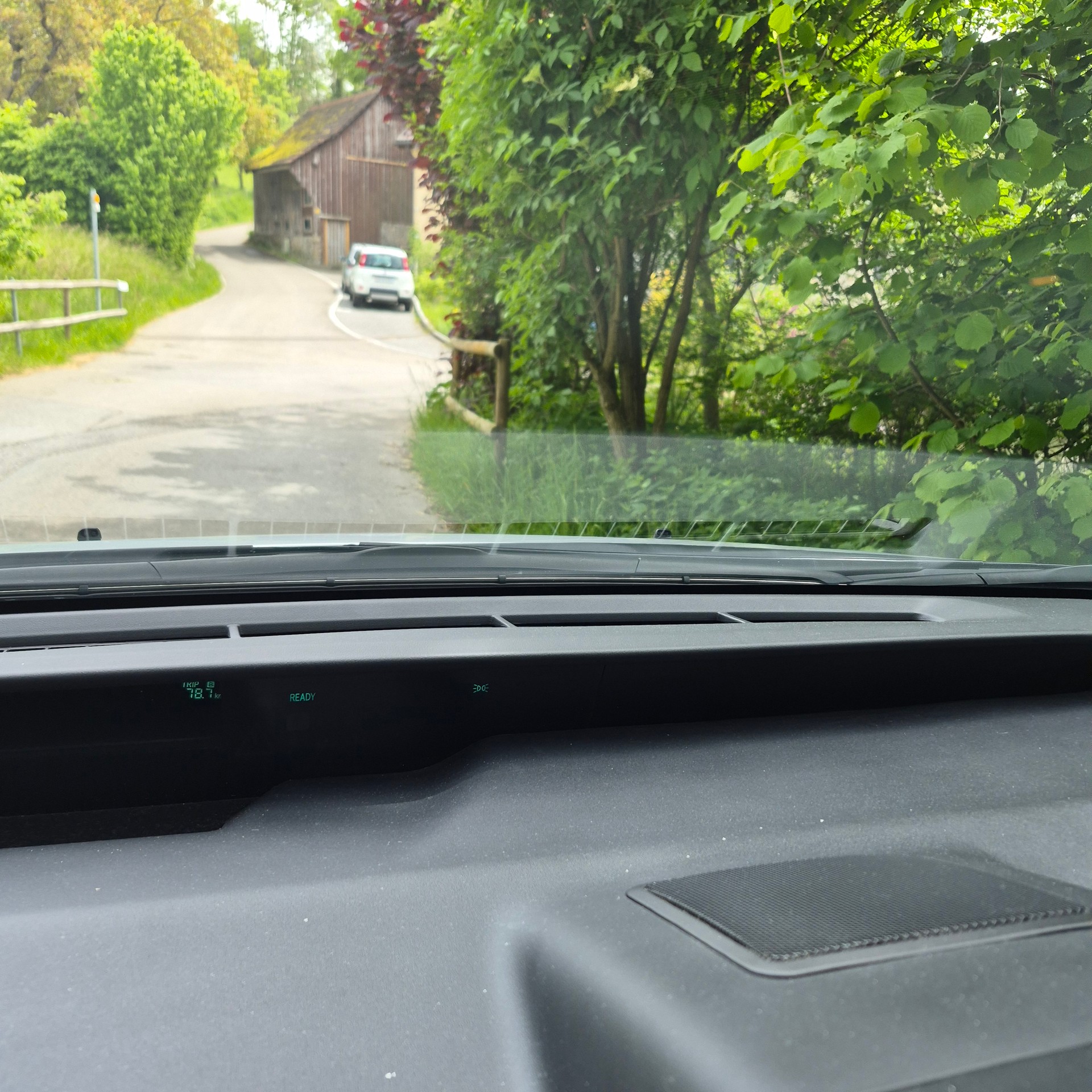 TOYOTA Prius 1.5 16V Hybrid-image-5