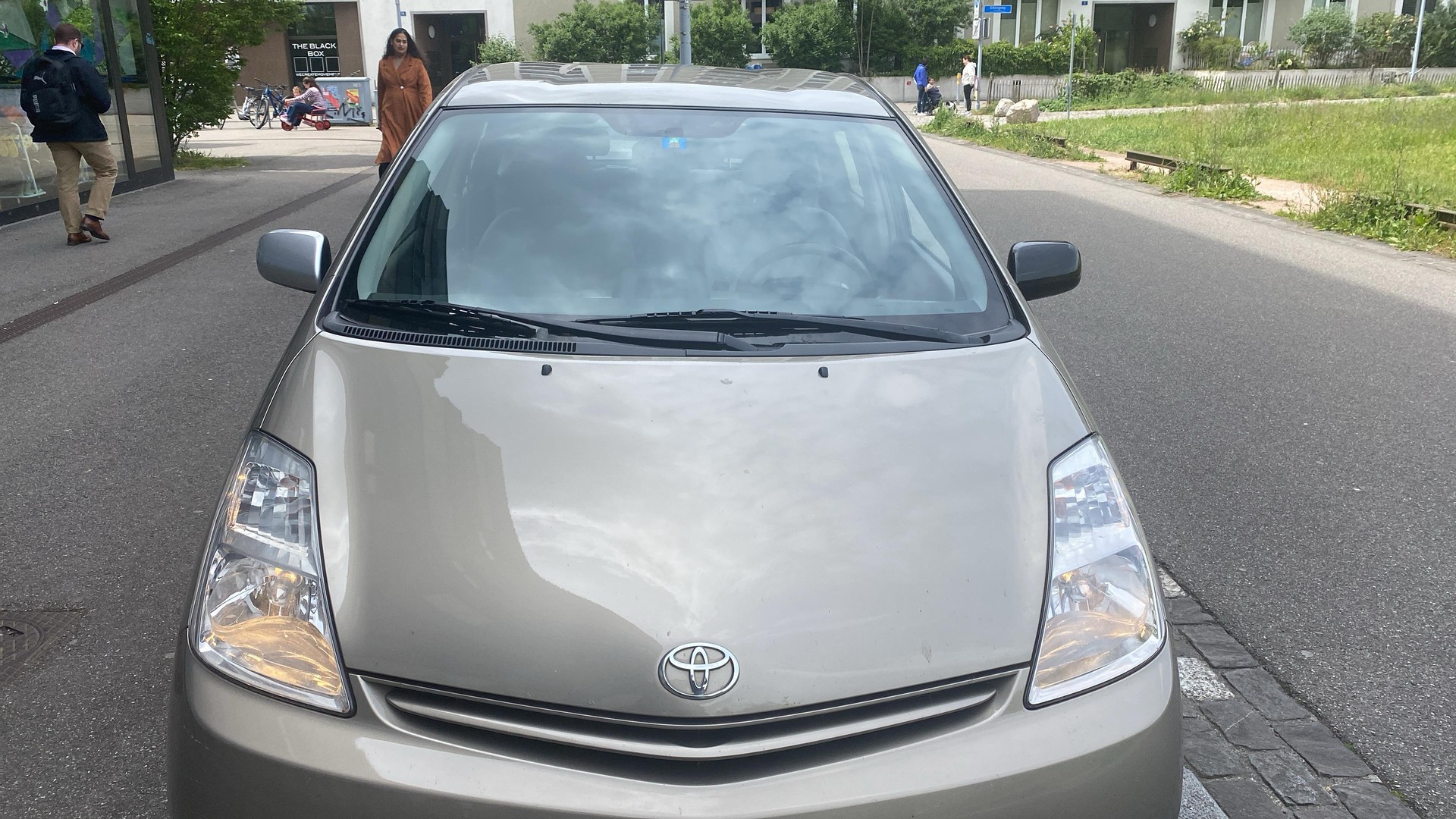 TOYOTA Prius 1.5 16V Hybrid-image-0