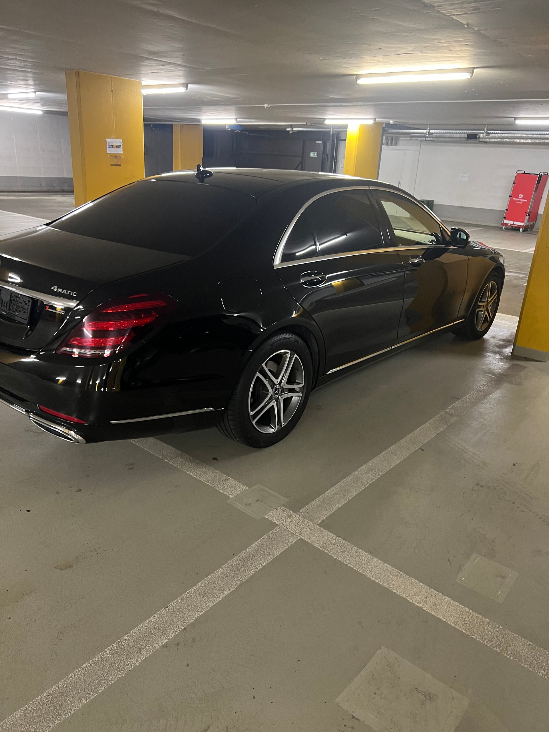 MERCEDES-BENZ S 350 d 4matic lang-image-1