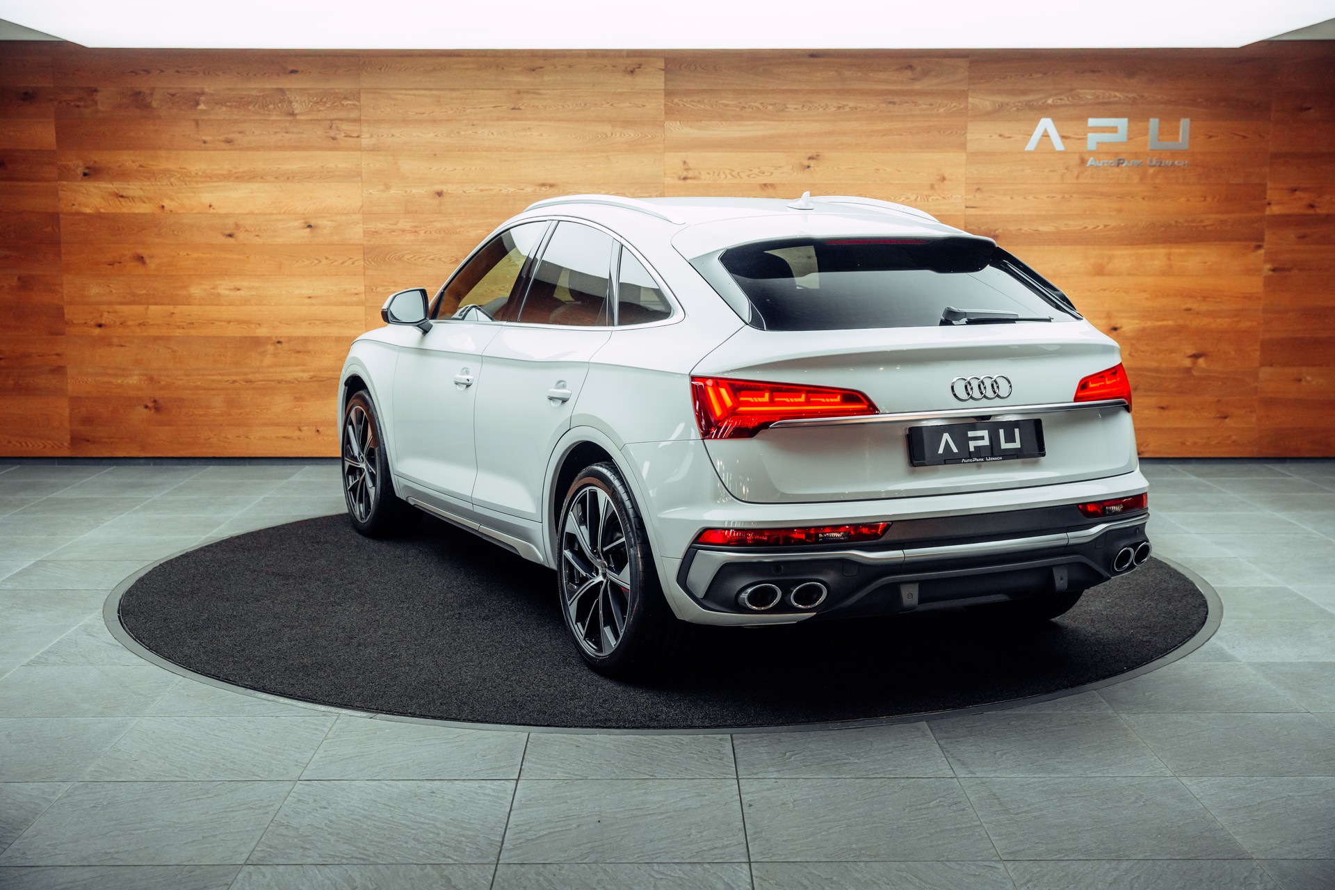 AUDI SQ5 Sportback TDI quattro tiptronic-image-2
