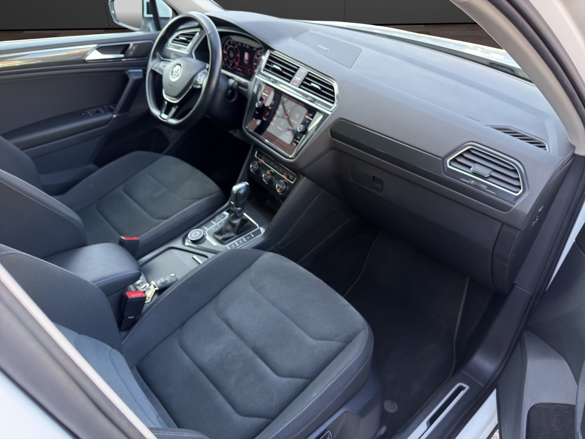 VW Tiguan 2.0 TDI SCR Highline4Motion DSG-image-14