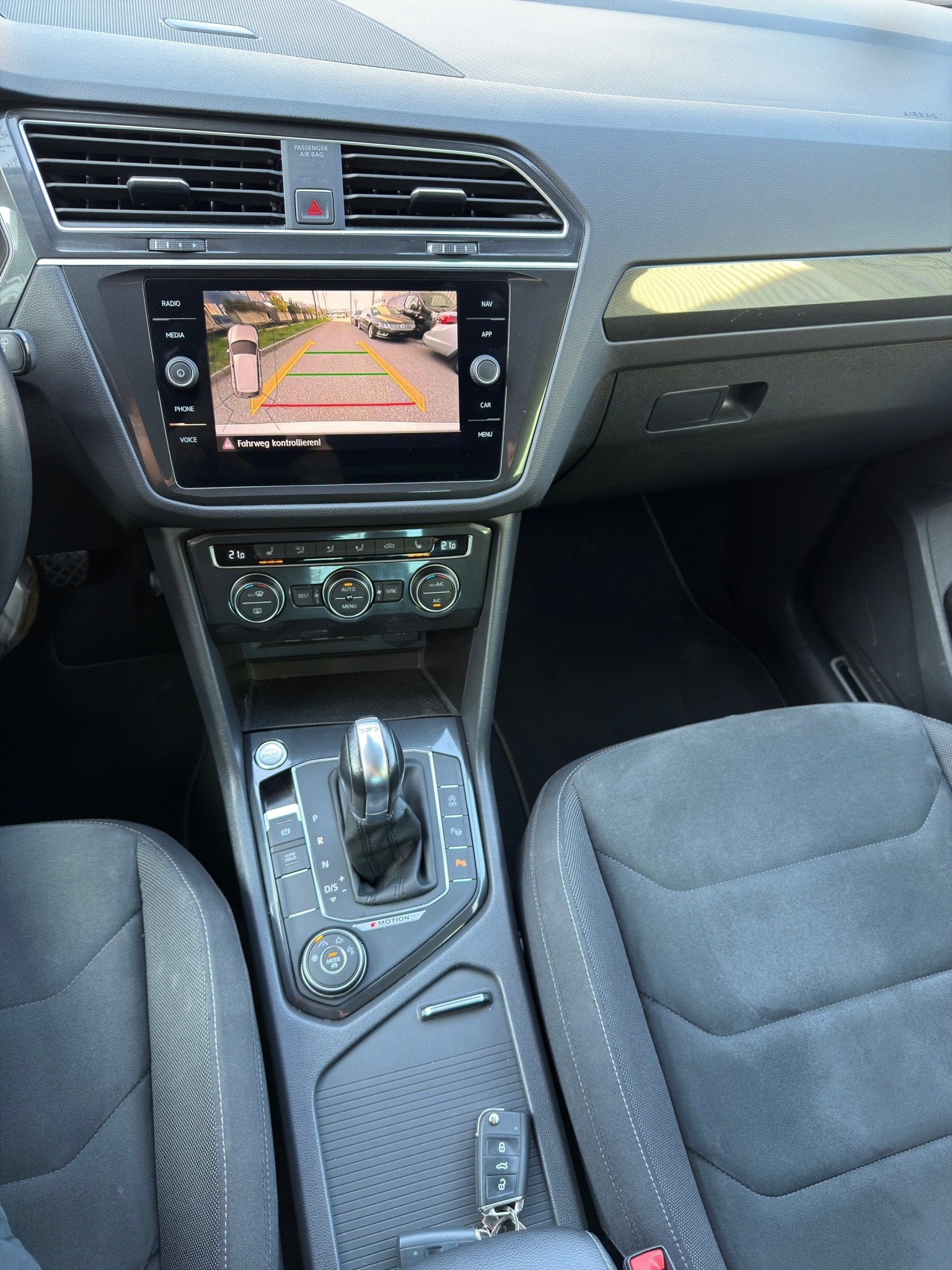 VW Tiguan 2.0 TDI SCR Highline4Motion DSG-image-12