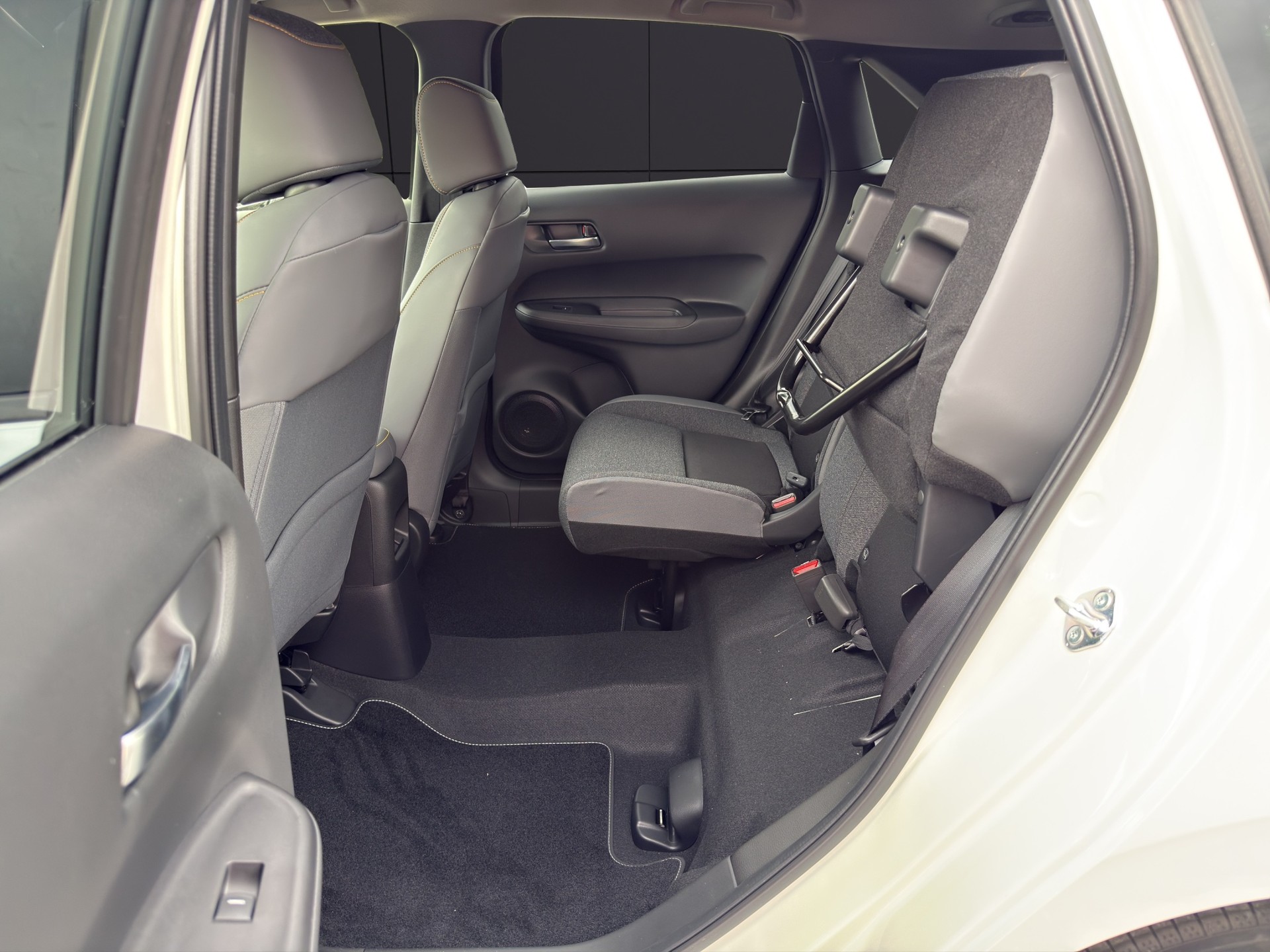 HONDA Jazz 1.5i-MMD Advance Sport E-CVT-image-16