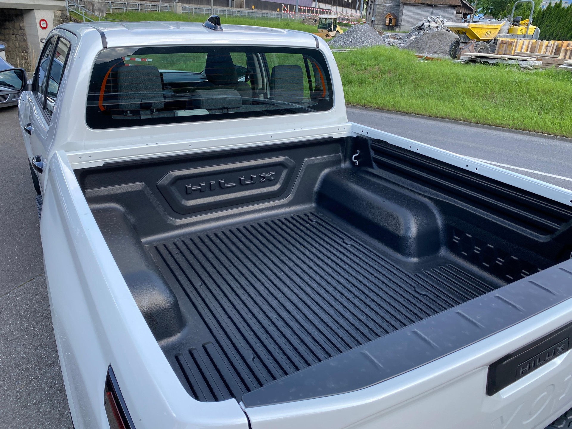 TOYOTA Hilux EV 59KWh Comfort-image-14