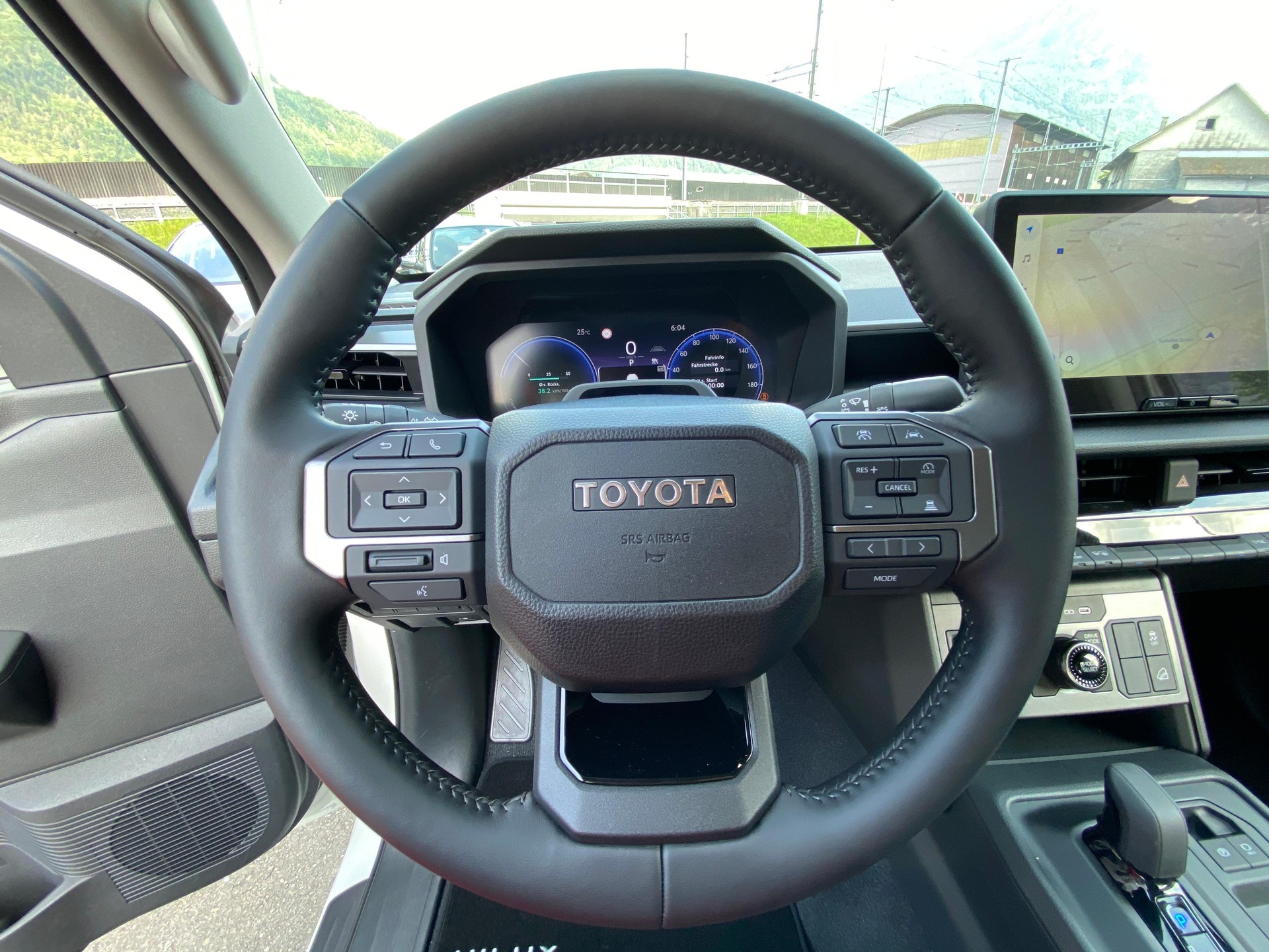 TOYOTA Hilux EV 59KWh Comfort-image-8
