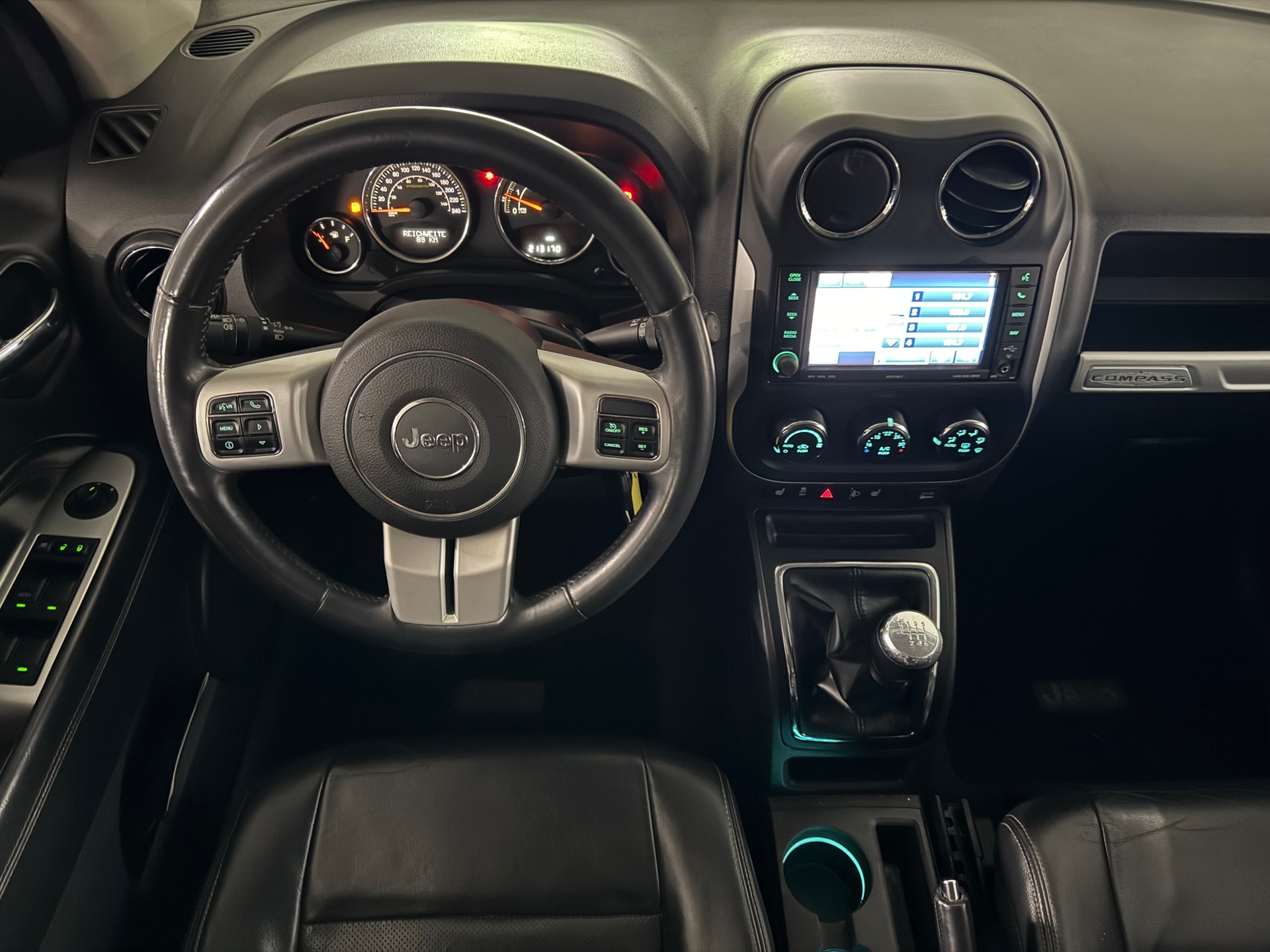 JEEP Compass 2.2 CRD Limited-image-11