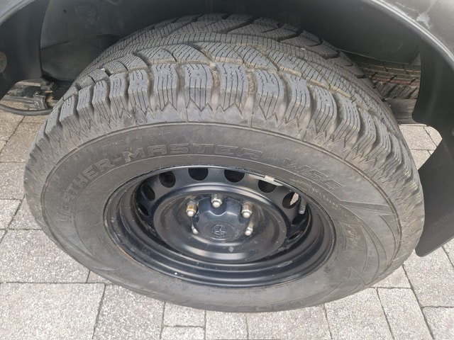 TOYOTA Hilux 2.4D-4D Confort Extra Cab 4x4 - Ponte Fisso in Alluminio - Doppio Gancio Traino KG. 3500-image-8