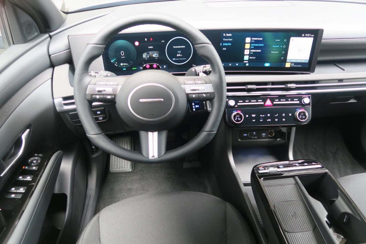 HYUNDAI Tucson 1.6 T-GDi HEV Origo Black Line 4x4-image-4