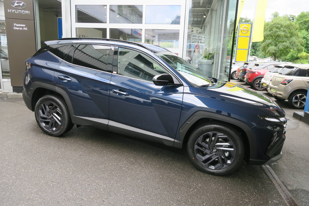HYUNDAI Tucson 1.6 T-GDi HEV Origo Black (SUV / Geländewagen)