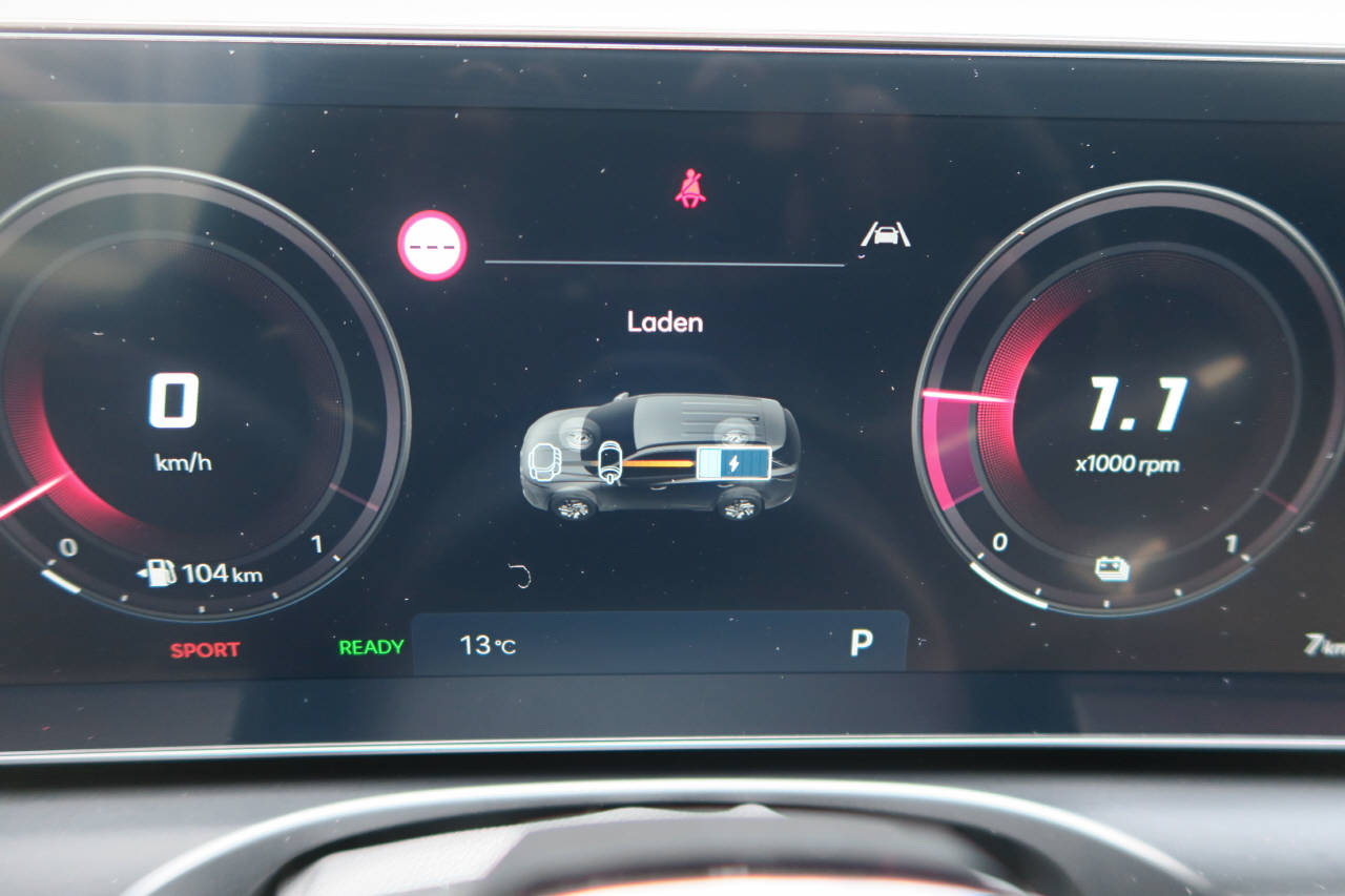 HYUNDAI Tucson 1.6 T-GDi HEV Origo Black Line 4x4-image-6