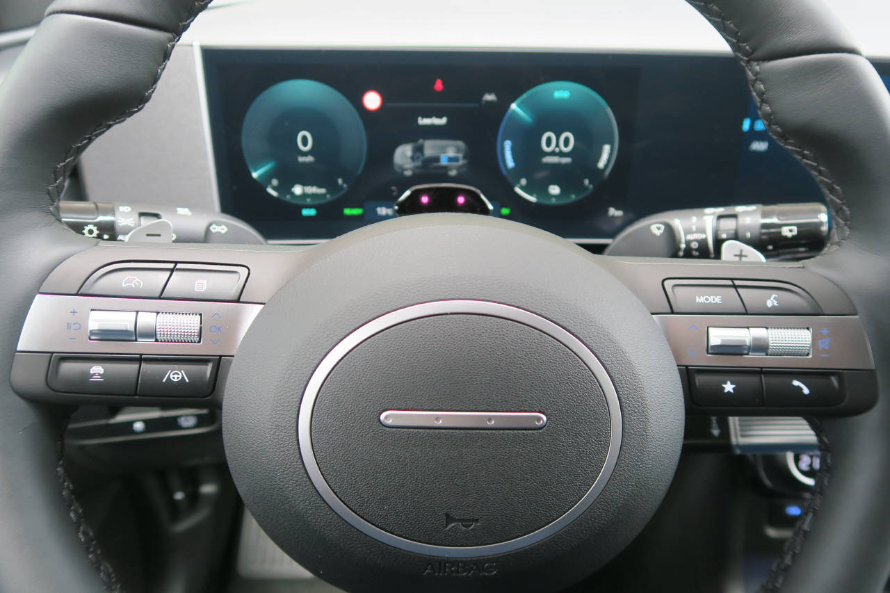 HYUNDAI Tucson 1.6 T-GDi HEV Origo Black Line 4x4-image-5