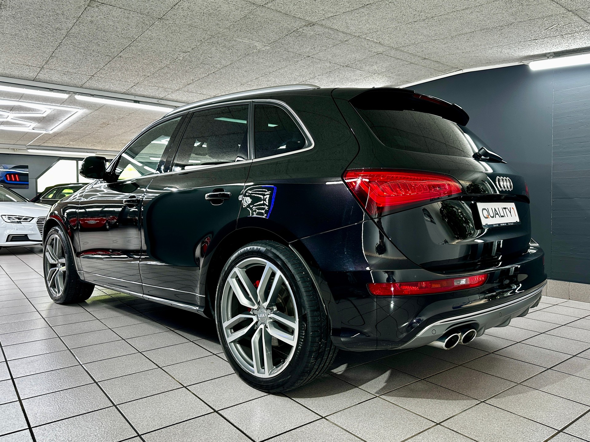 AUDI SQ5 3.0 TDI plus quattro tiptronic-image-6
