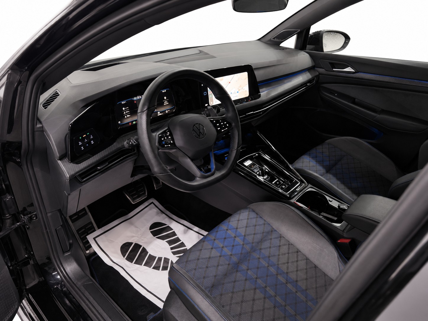VW Golf 2.0 TSI R DSG 4Motion * Black Style * IQ-light *-image-8