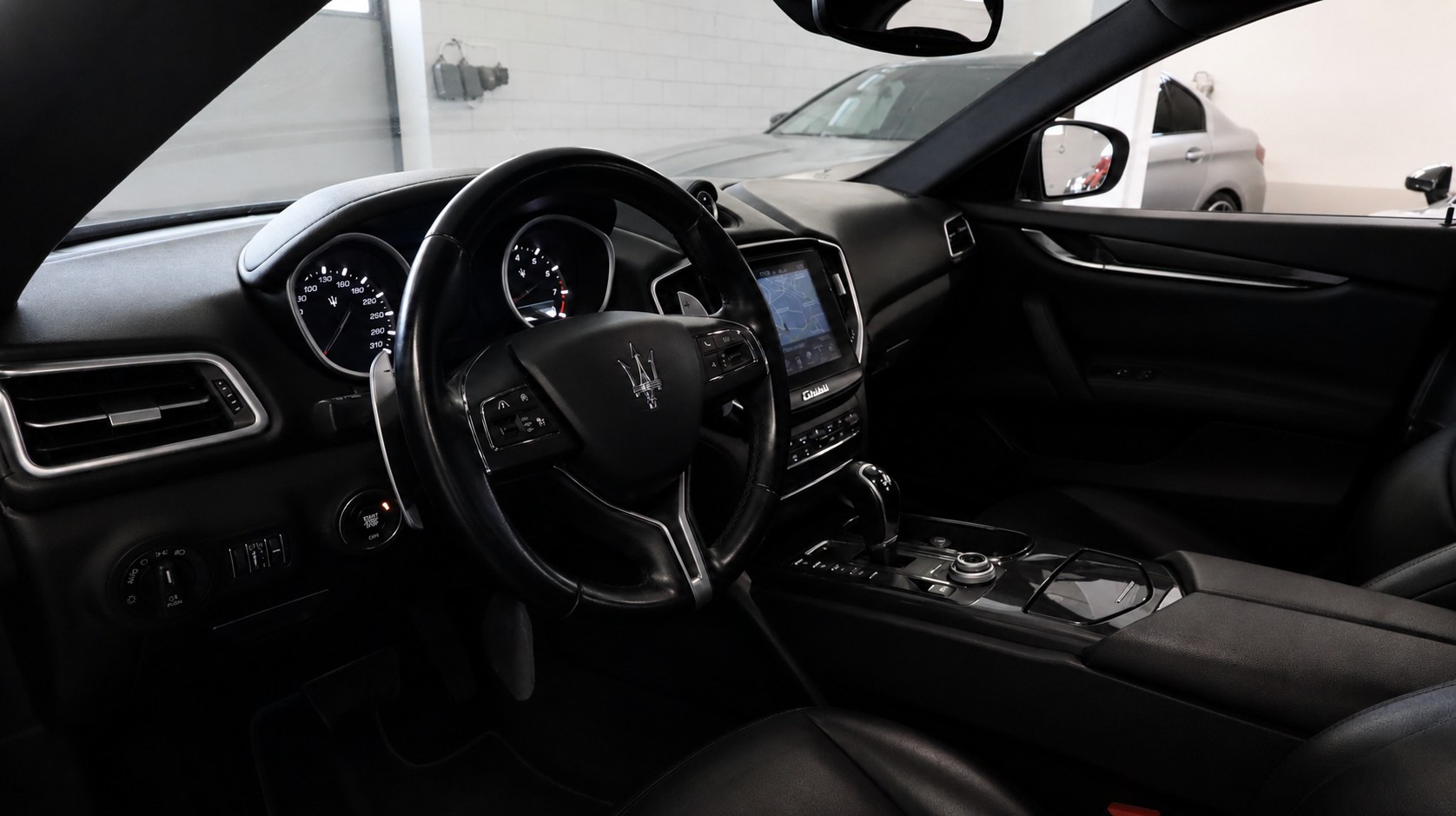 MASERATI Ghibli 3.0 V6-image-3