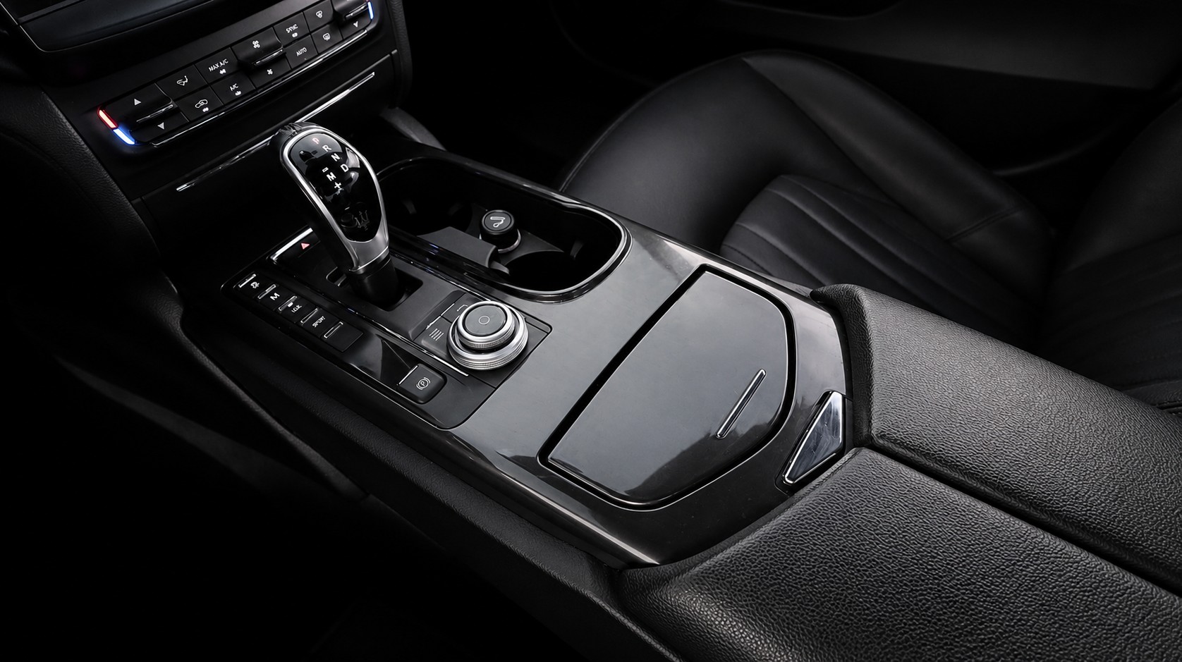 MASERATI Ghibli 3.0 V6-image-10
