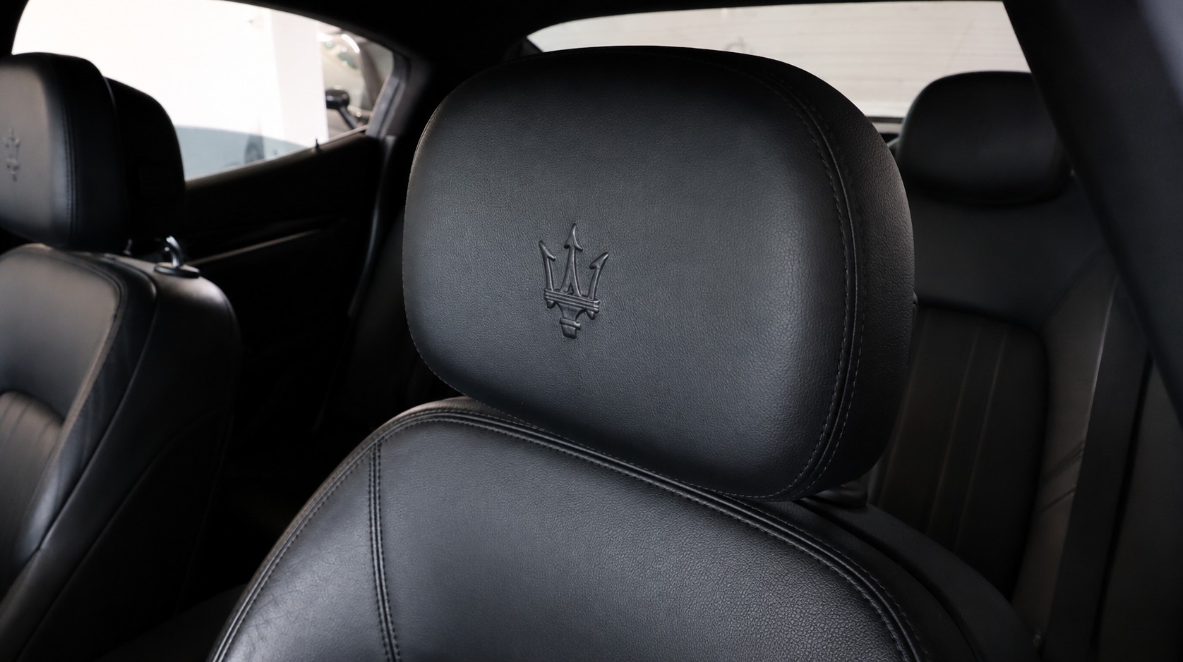MASERATI Ghibli 3.0 V6-image-11